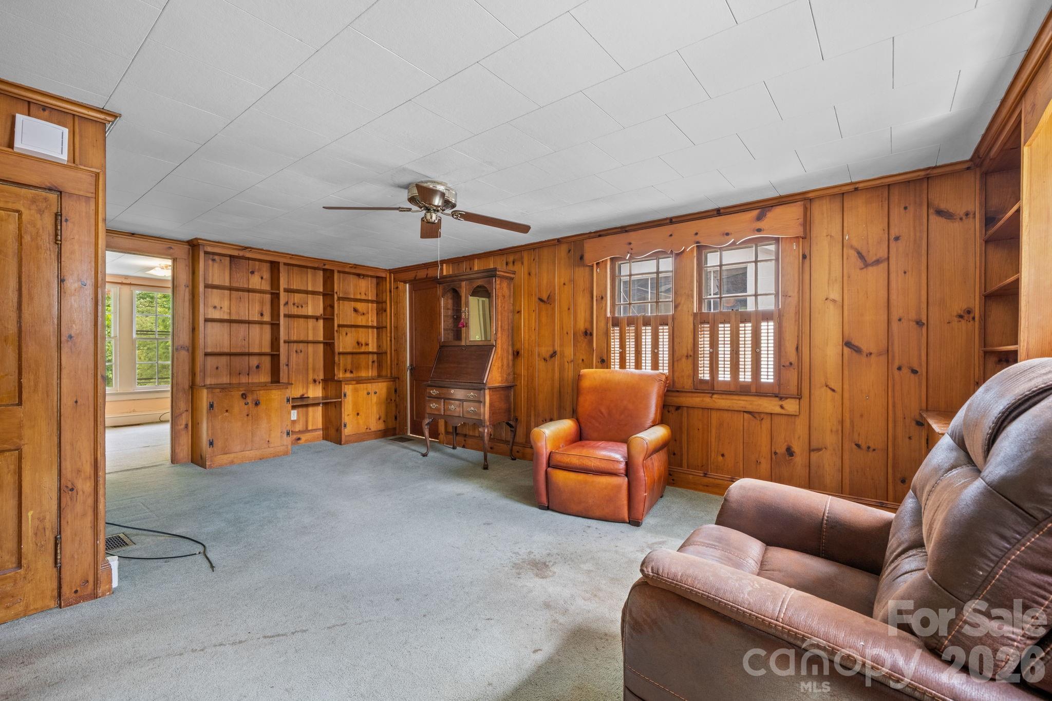 608 1st Street Property Photo 22