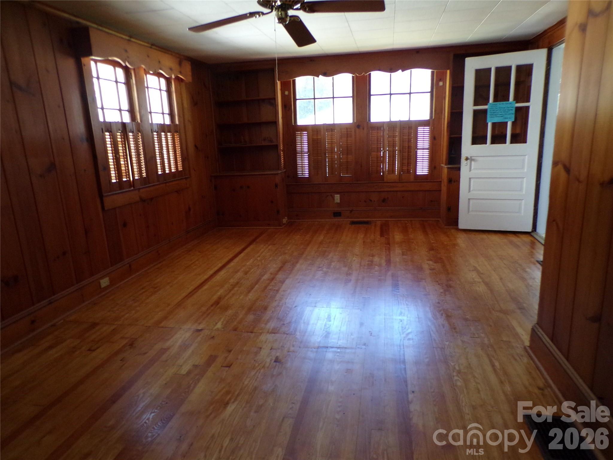 608 1st Street Property Photo 42