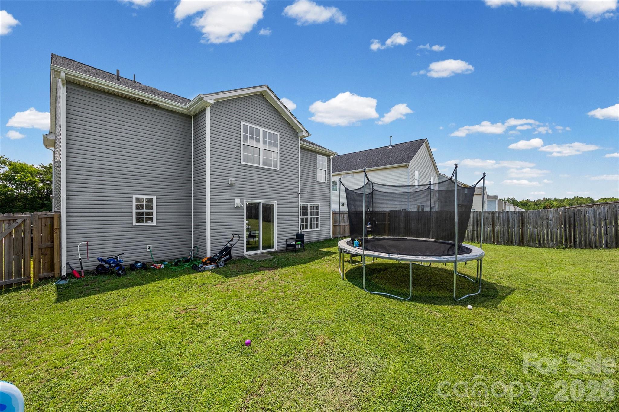 512 Gentle Breeze Lane Property Photo 29