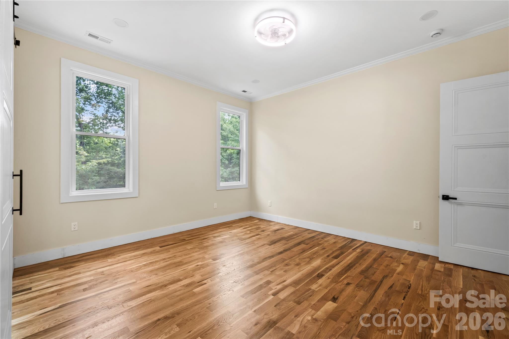 210 Hickory Tree Lane Property Photo 8
