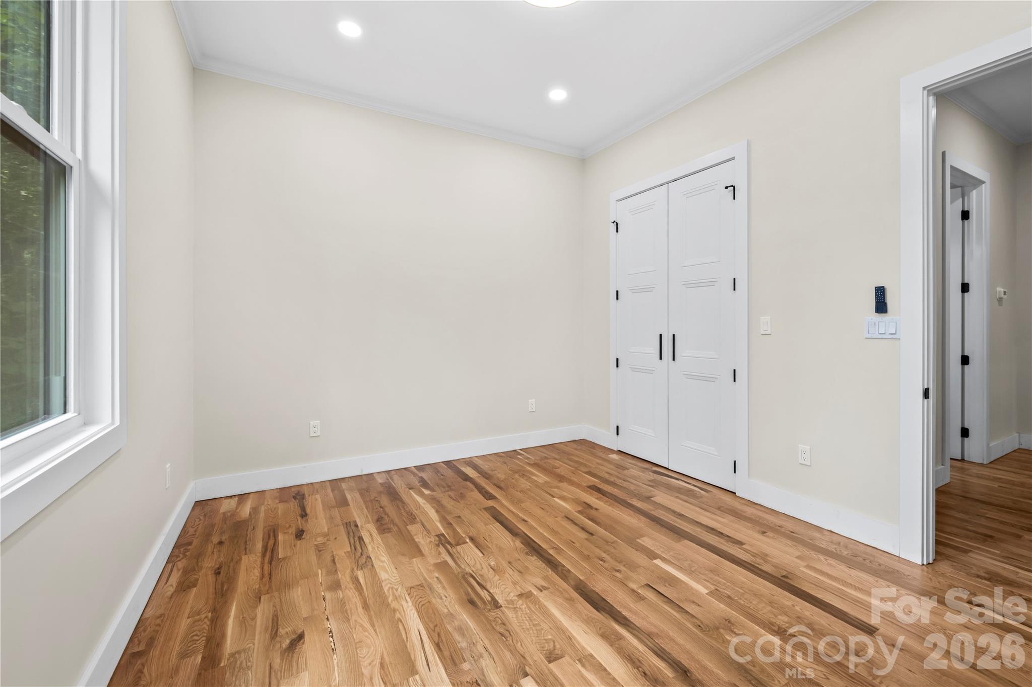 210 Hickory Tree Lane Property Photo 18