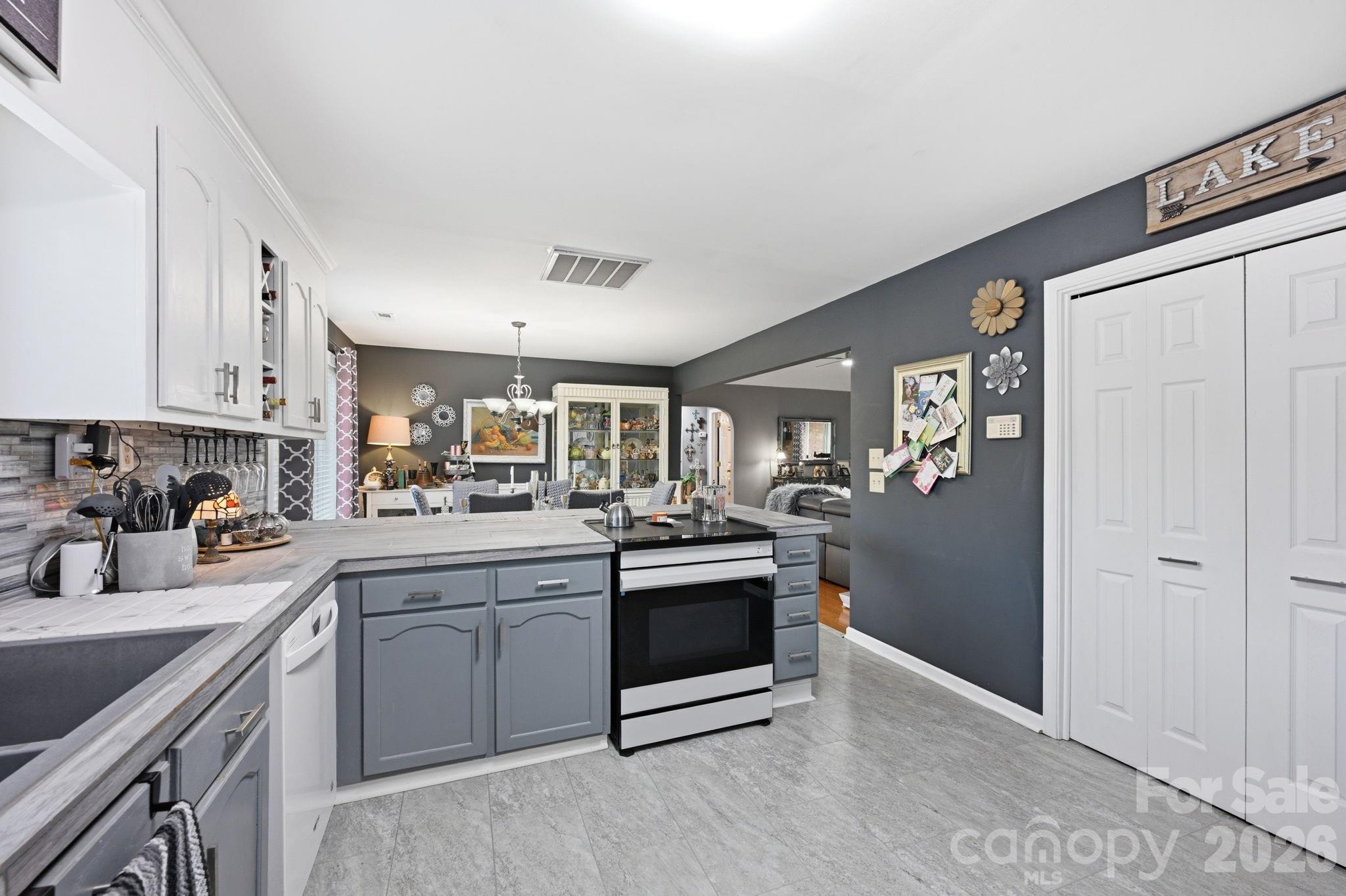 4420 Tucker Road Property Photo 7