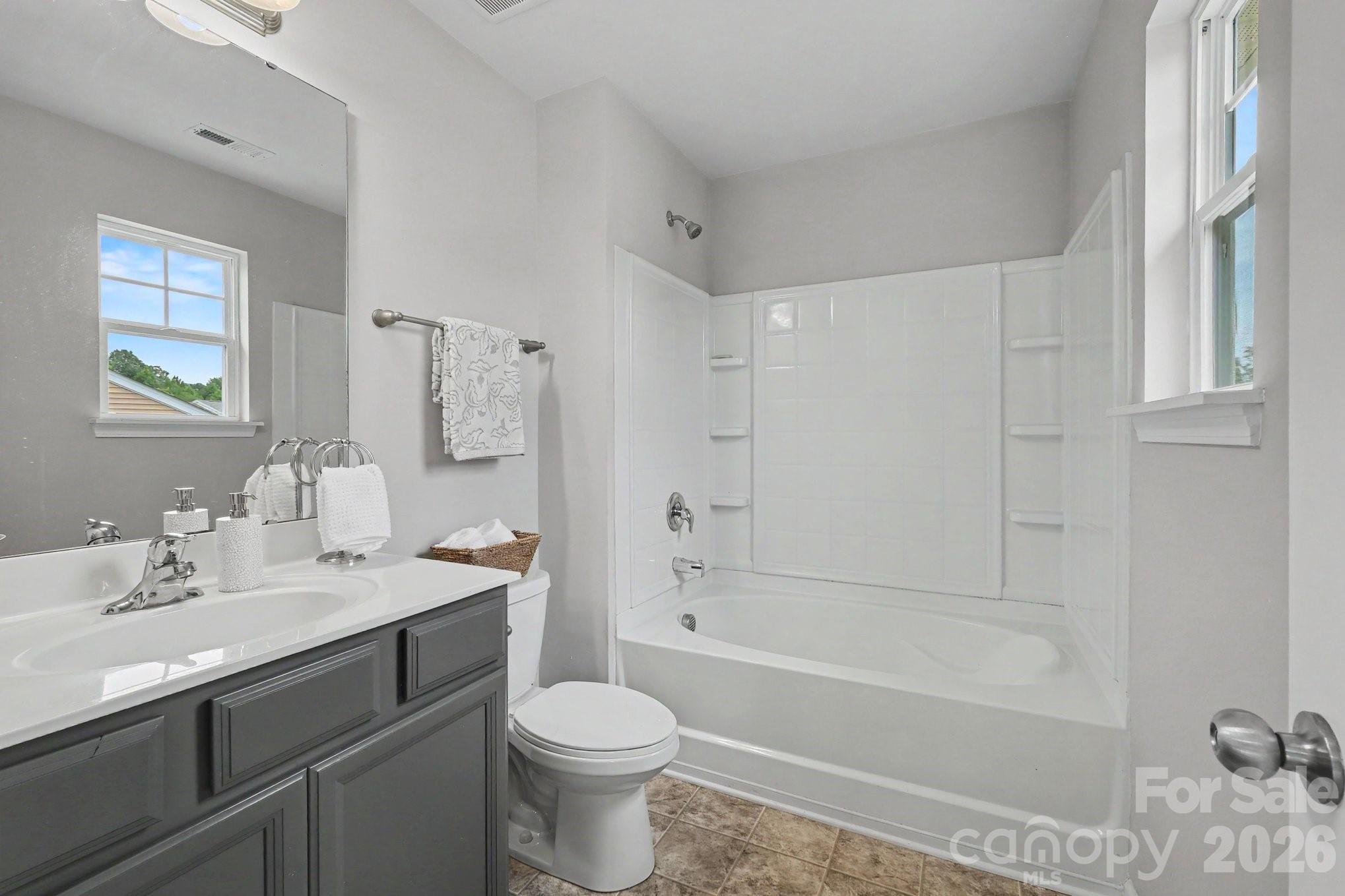 6411 Revolutionary Trail Property Photo 18