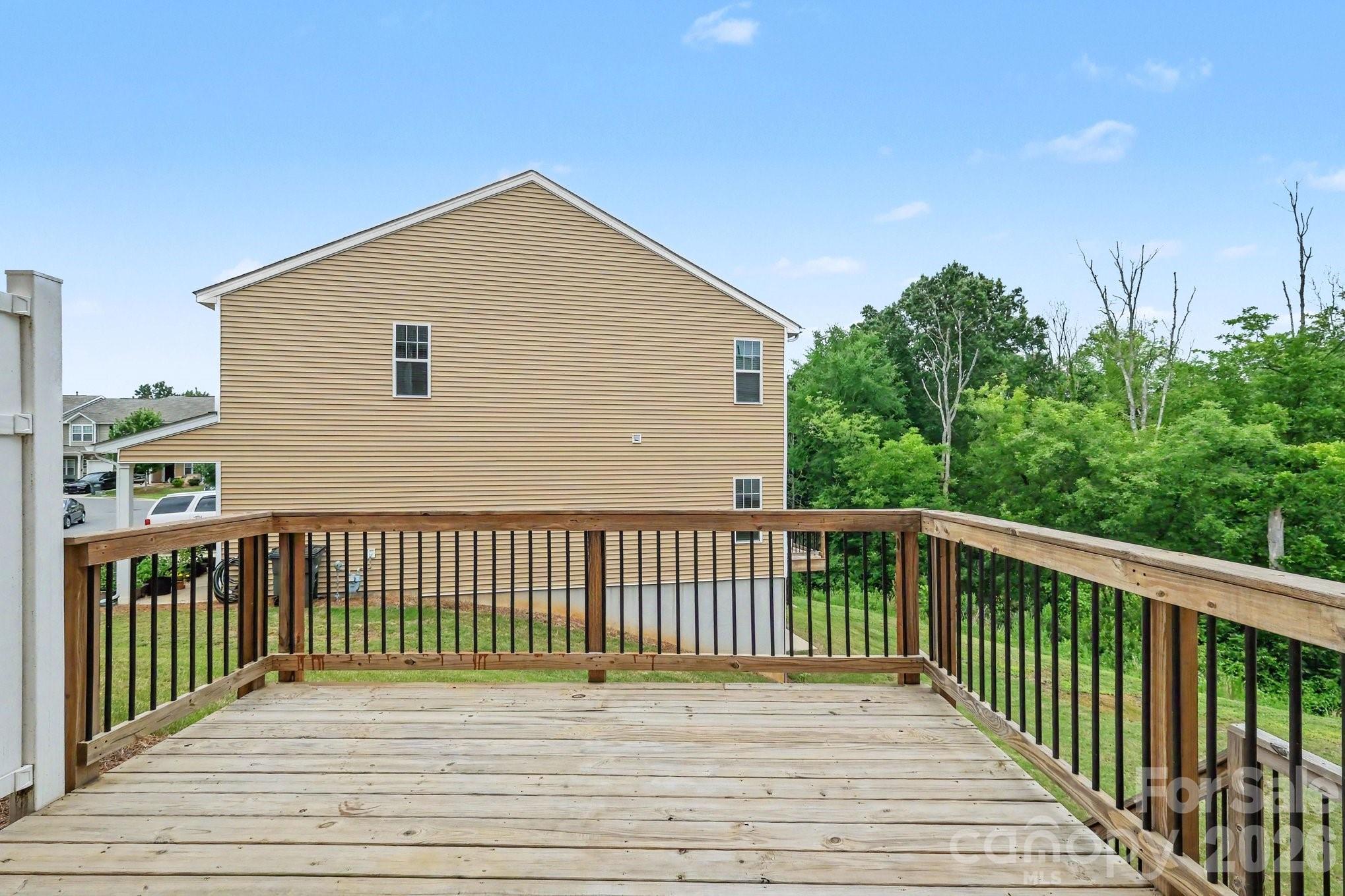 6411 Revolutionary Trail Property Photo 20