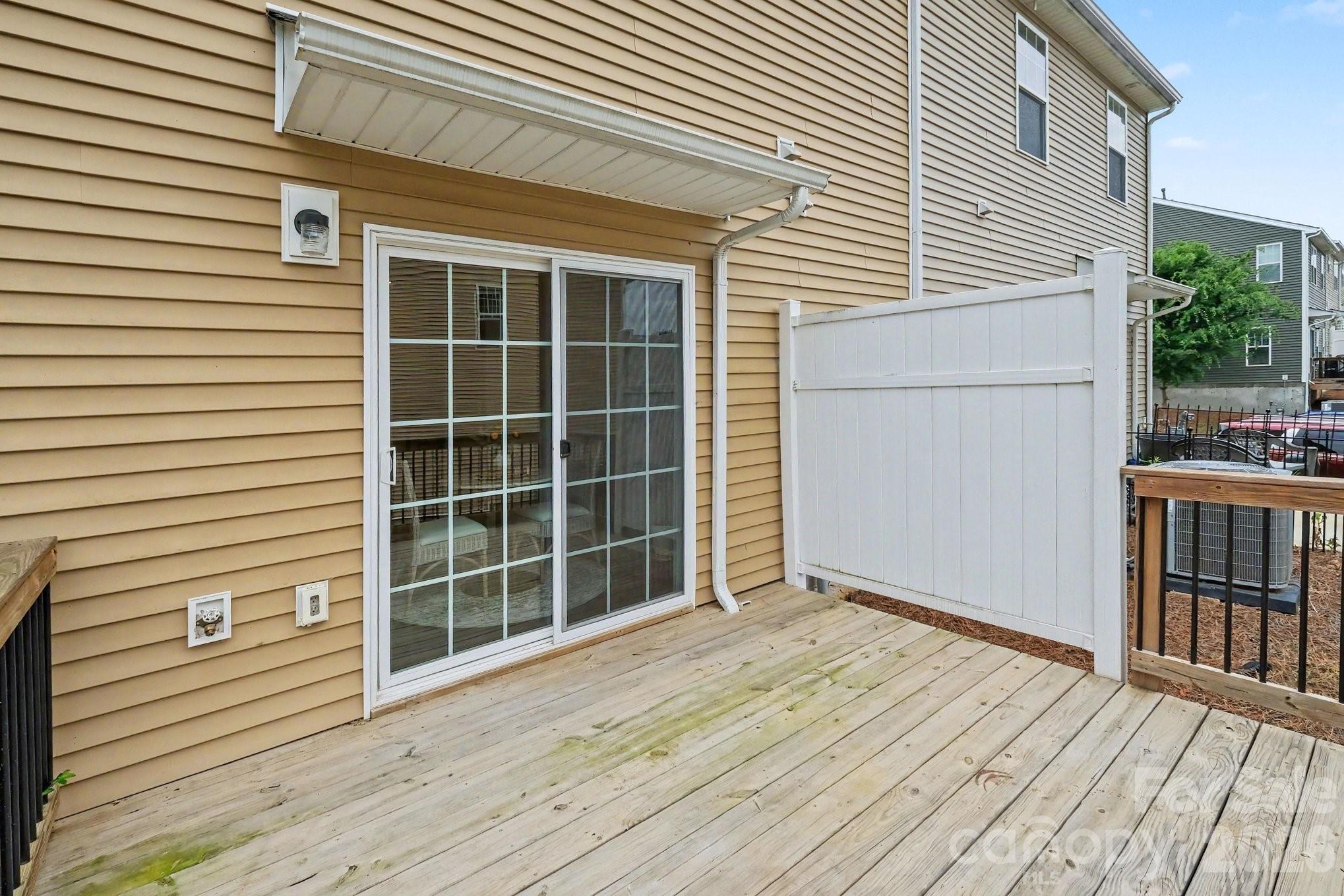 6411 Revolutionary Trail Property Photo 21
