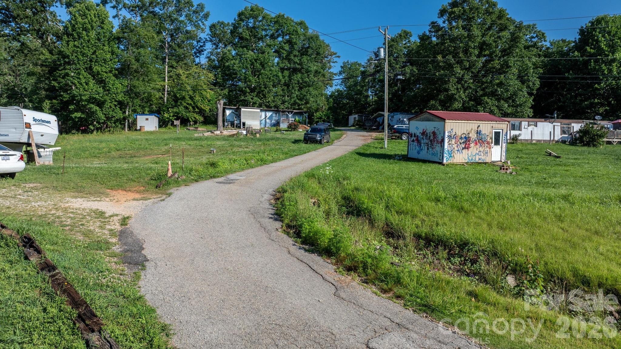 14 Calhoun Drive Property Photo 6