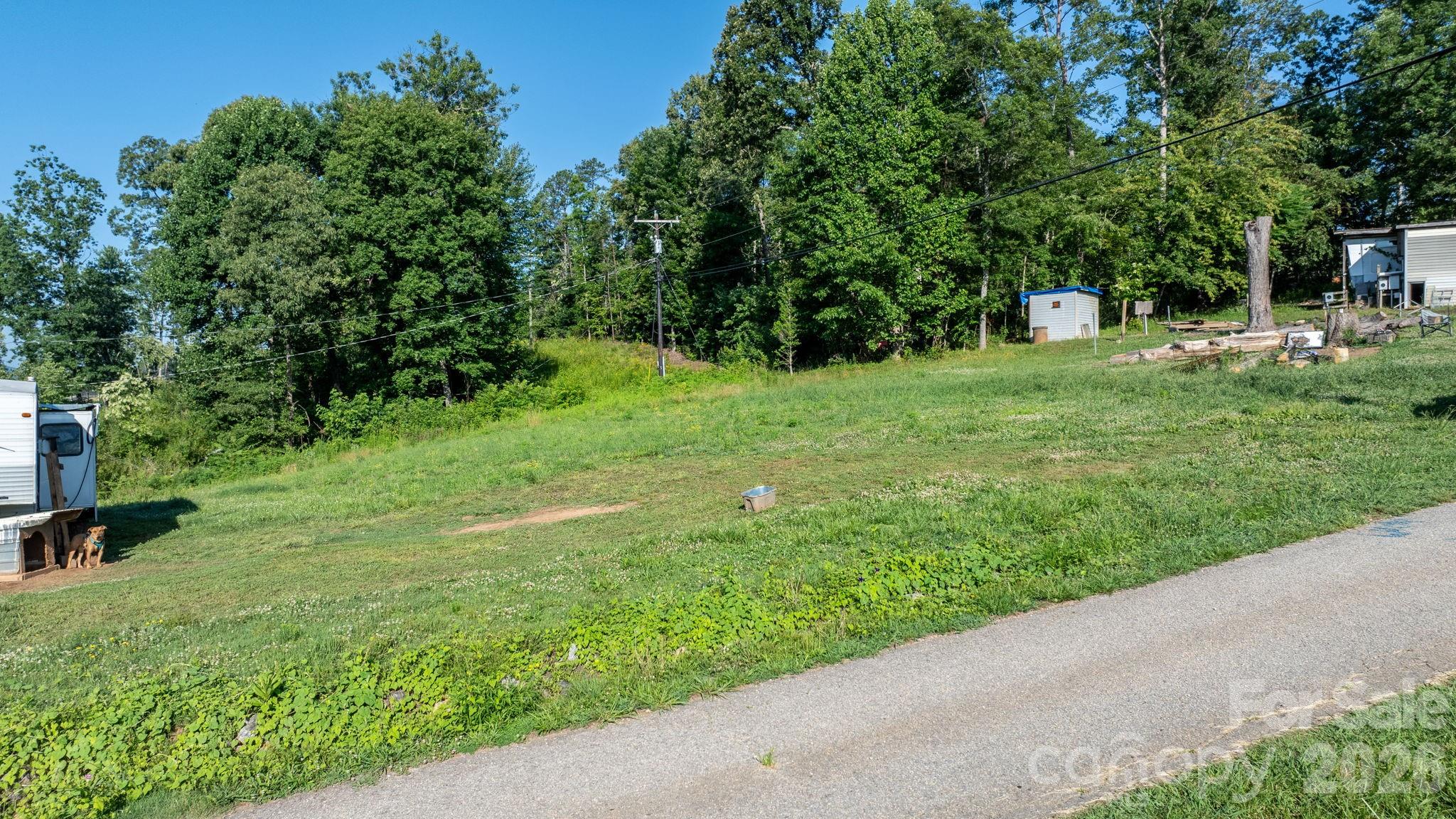 14 Calhoun Drive Property Photo 7