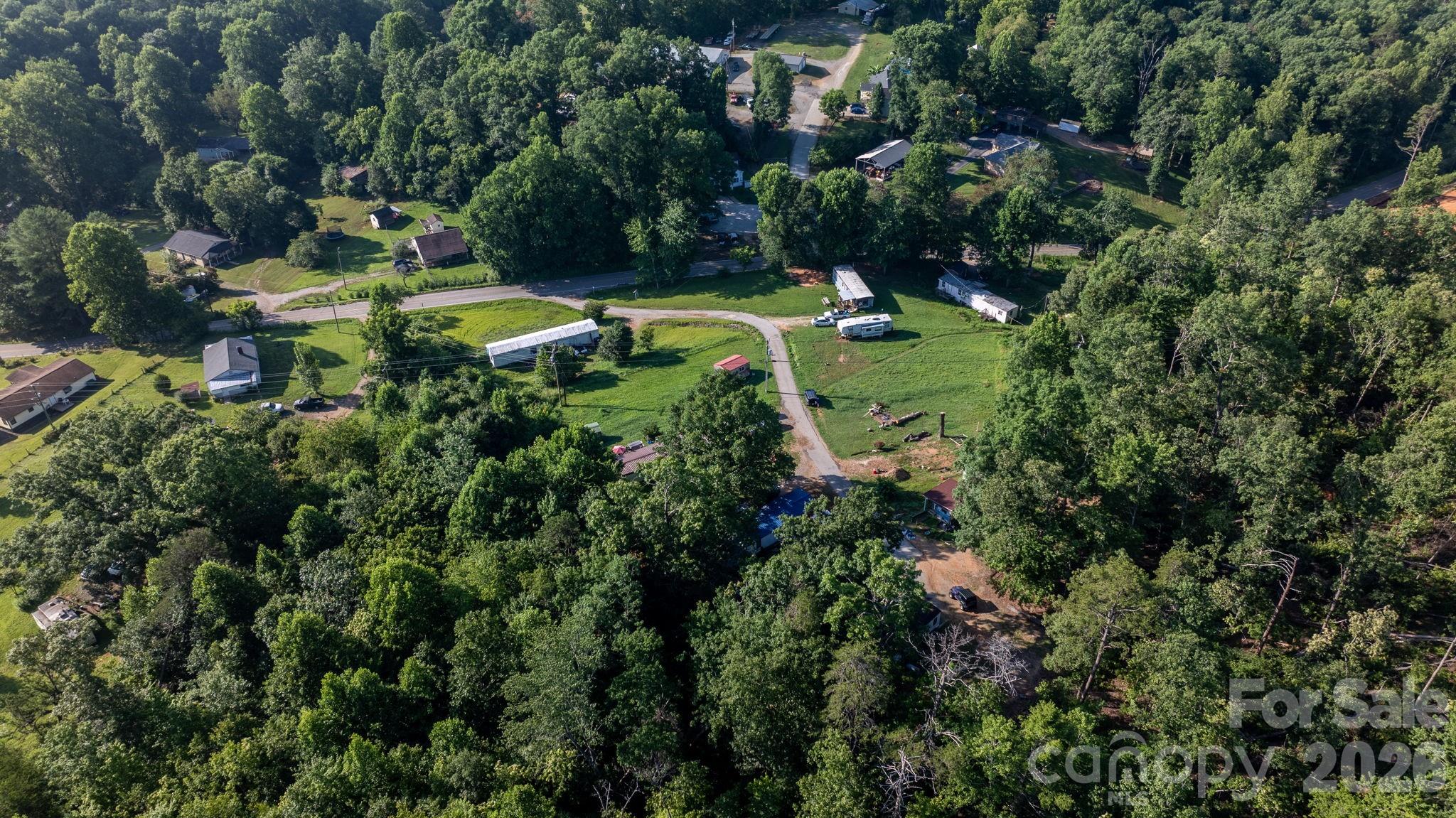14 Calhoun Drive Property Photo 12