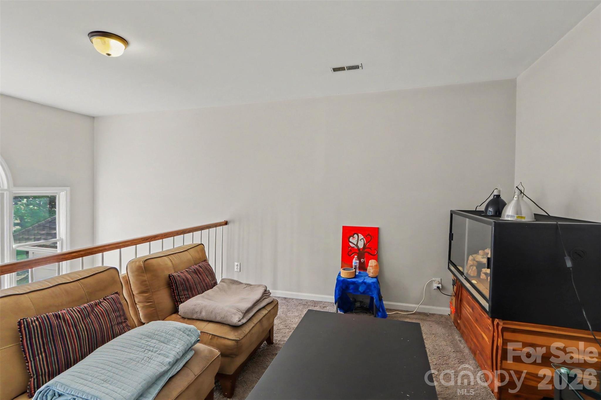 8606 Fox Chase Lane Property Photo 12