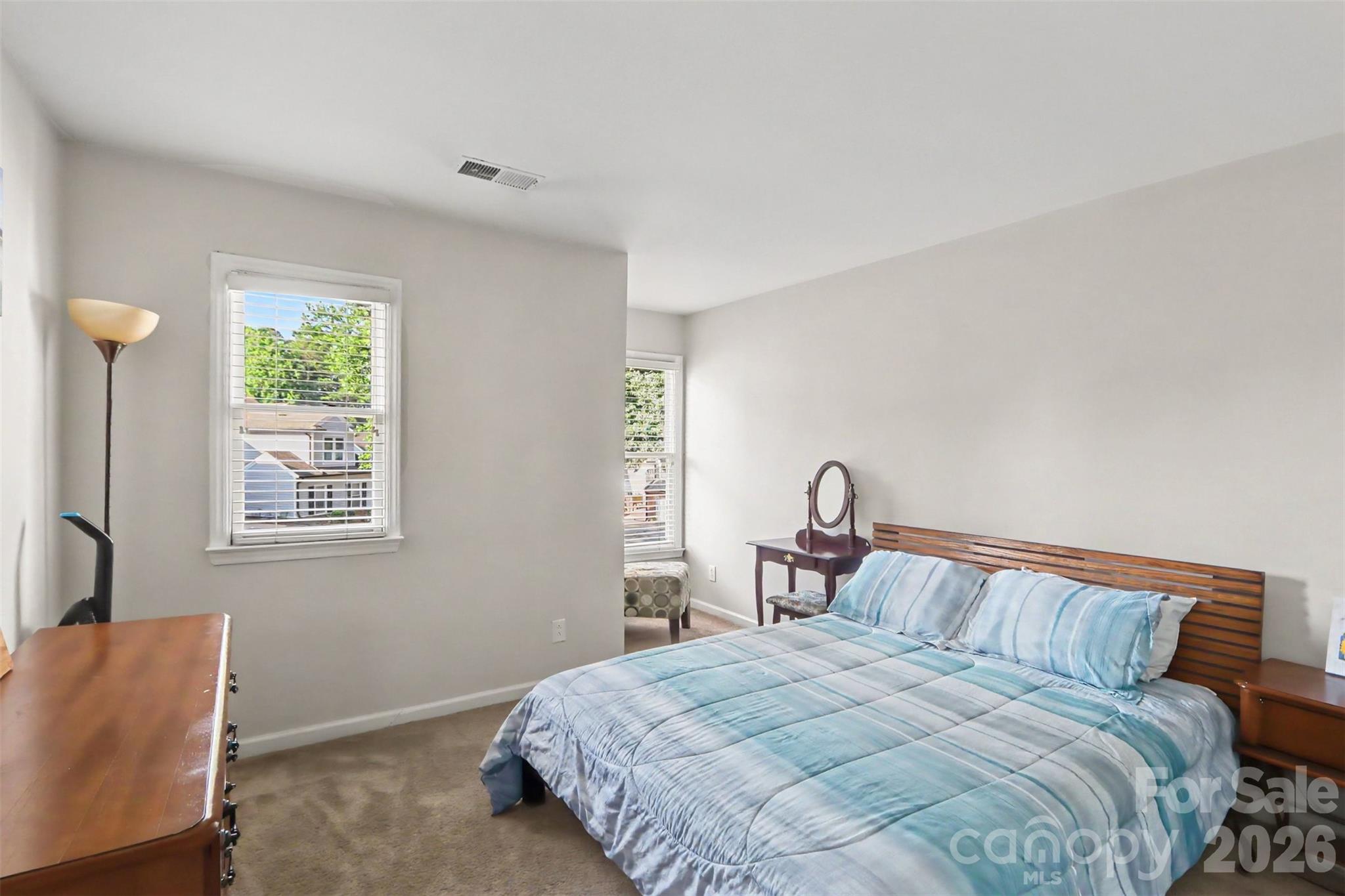 8606 Fox Chase Lane Property Photo 13