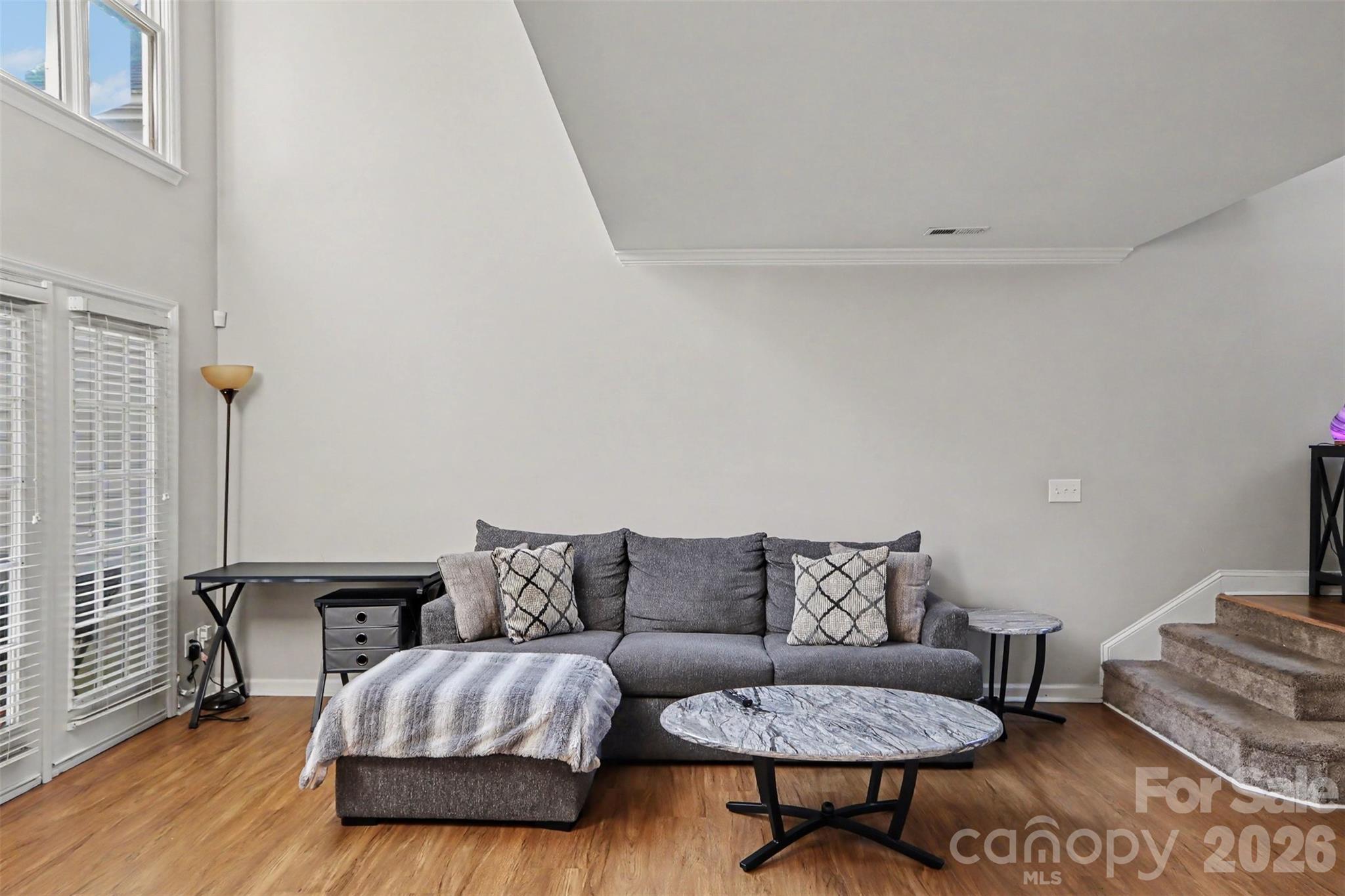 8606 Fox Chase Lane Property Photo 15