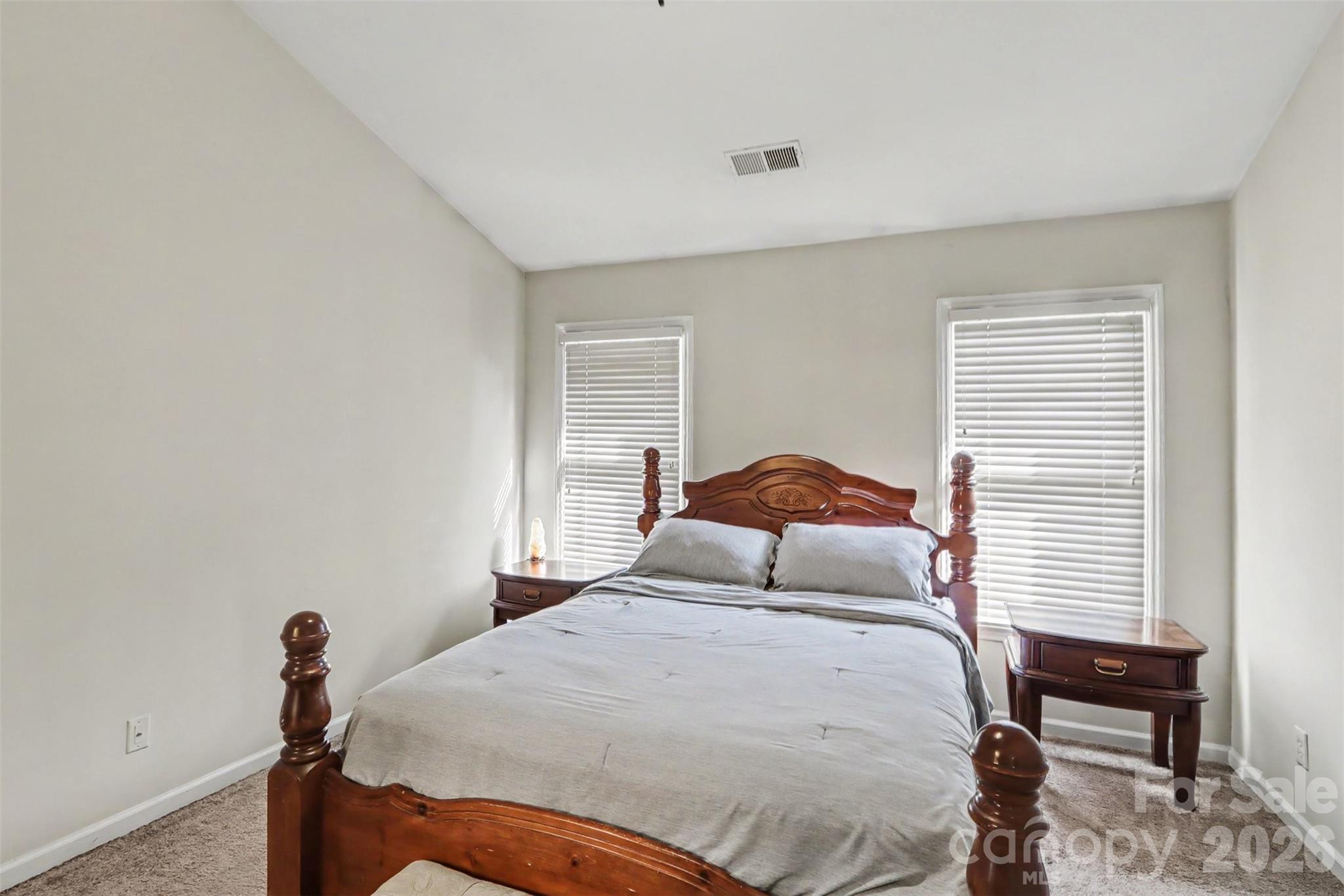 8606 Fox Chase Lane Property Photo 19
