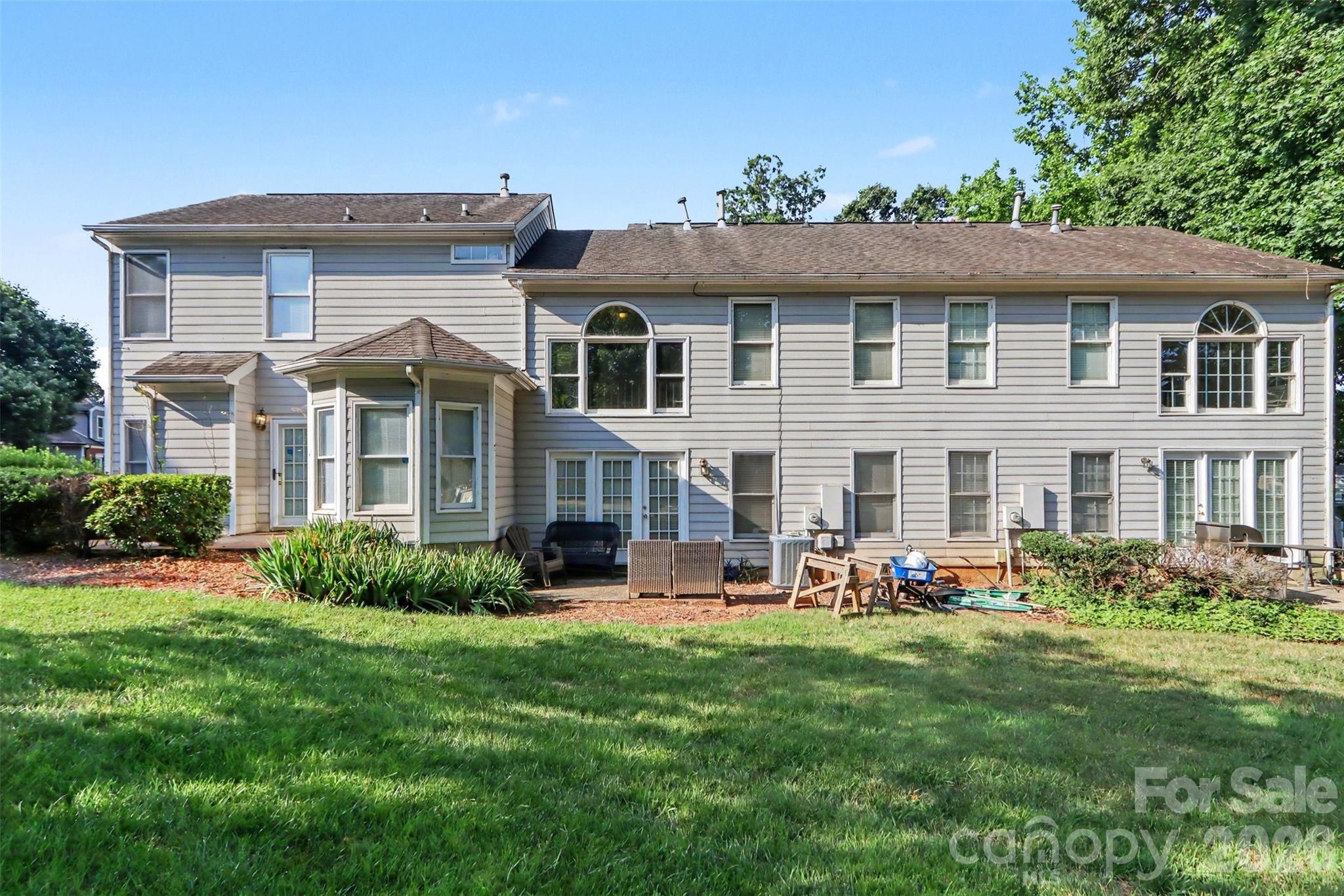 8606 Fox Chase Lane Property Photo 26