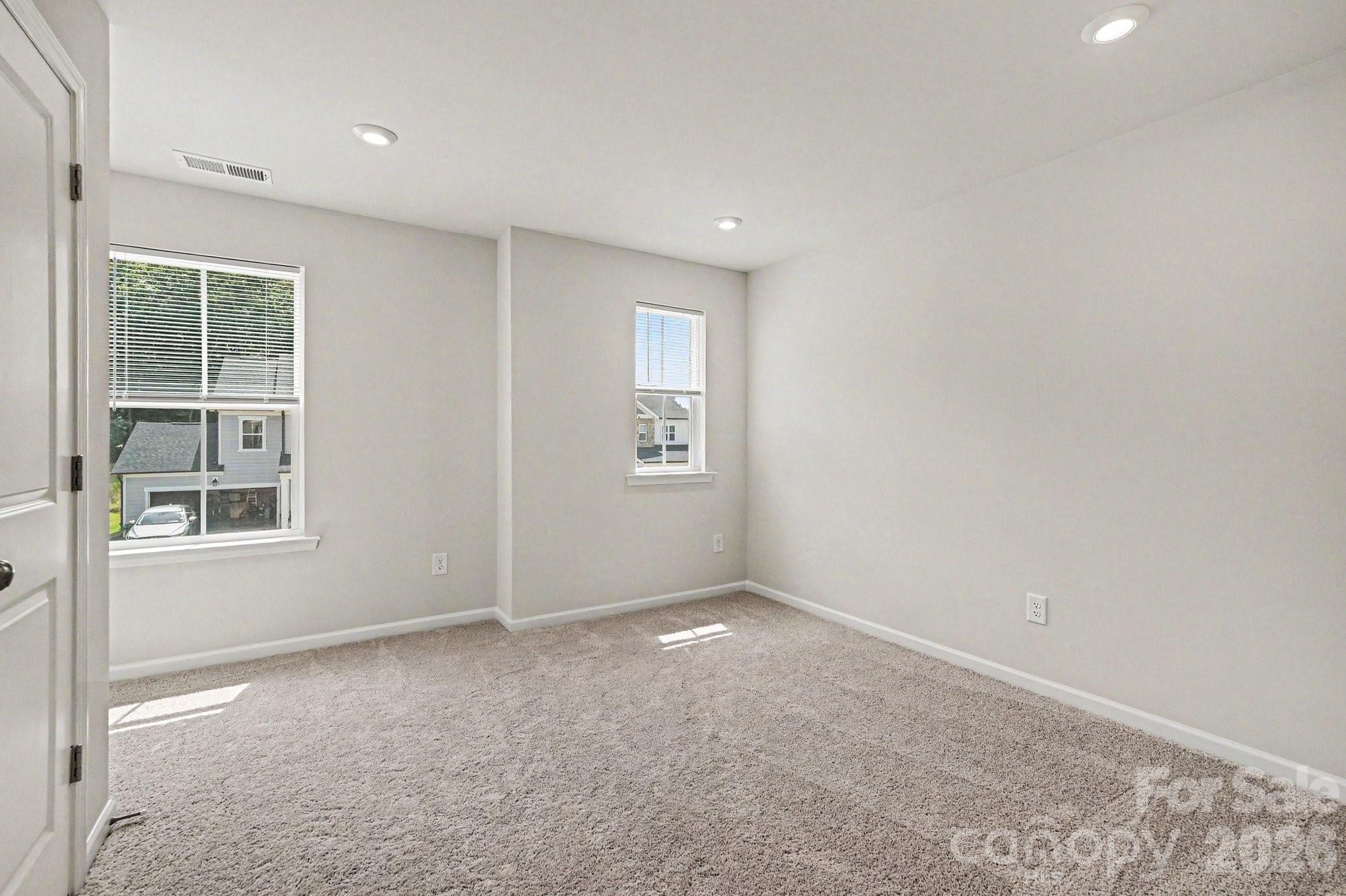 8230 Franklin Trail Street Property Photo 20