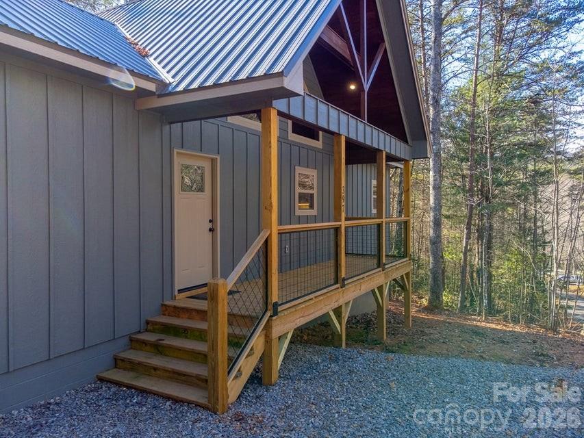 397 Kennelly Loop Property Photo 1