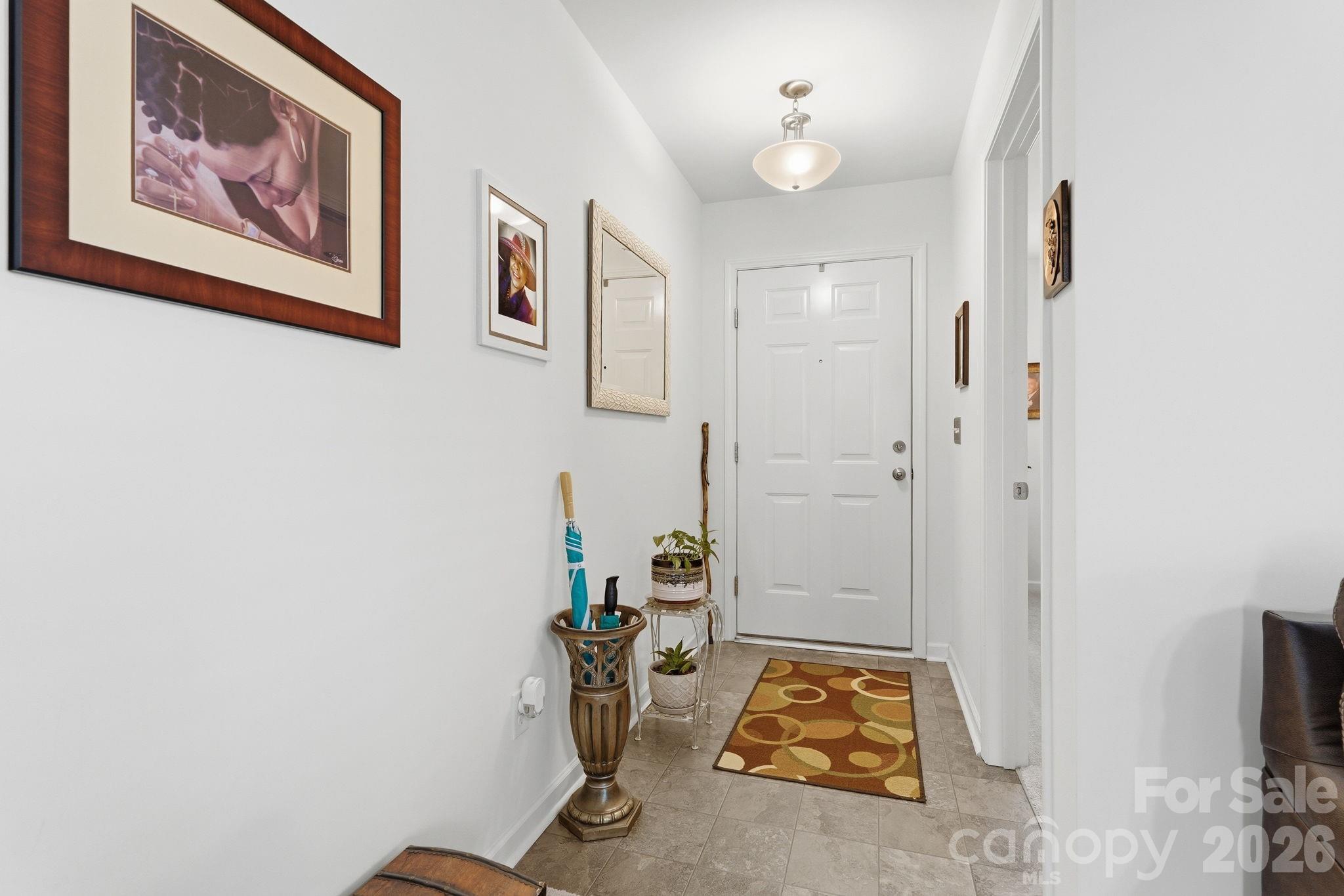 1707 Sawtooth Court Property Photo 4