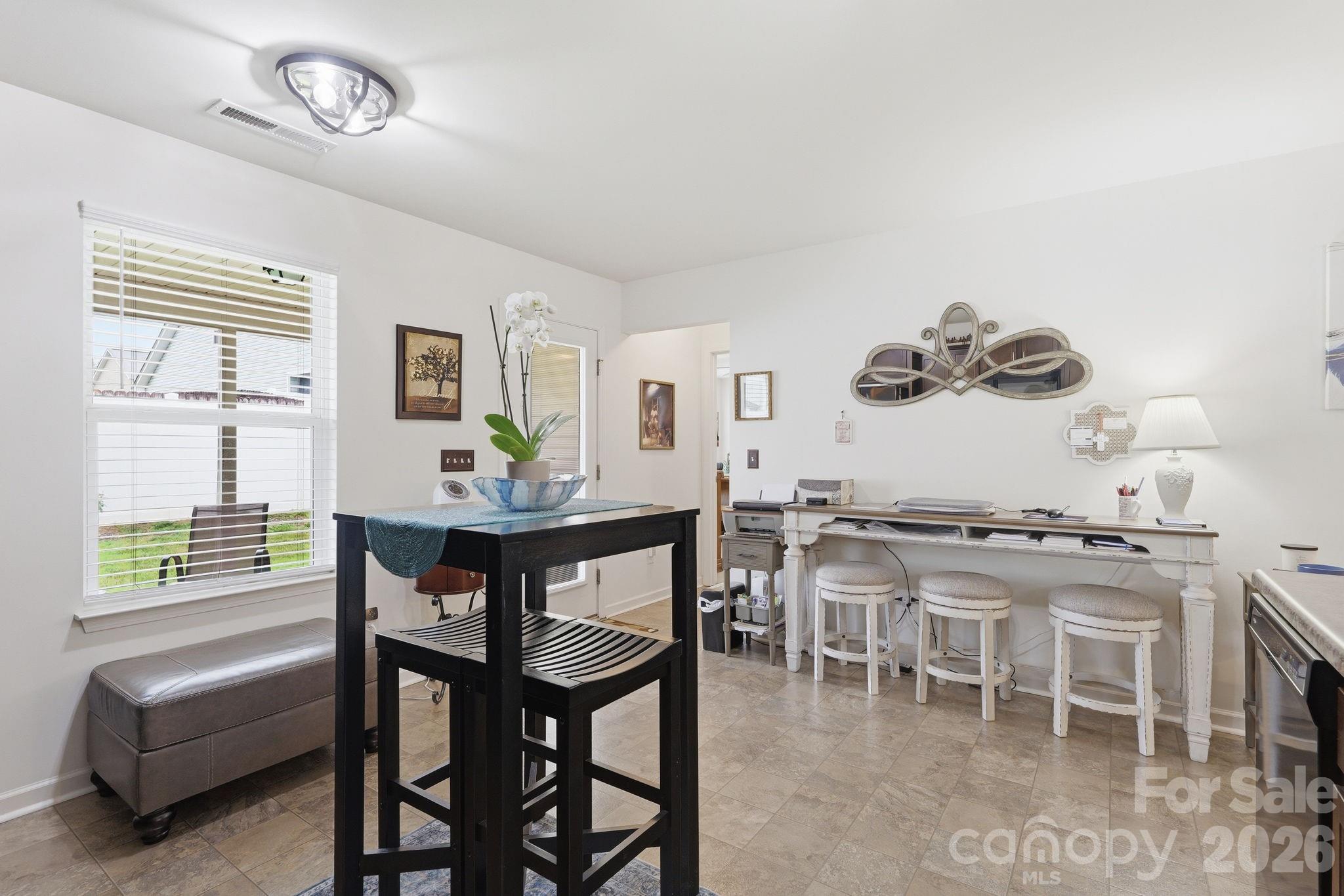 1707 Sawtooth Court Property Photo 11