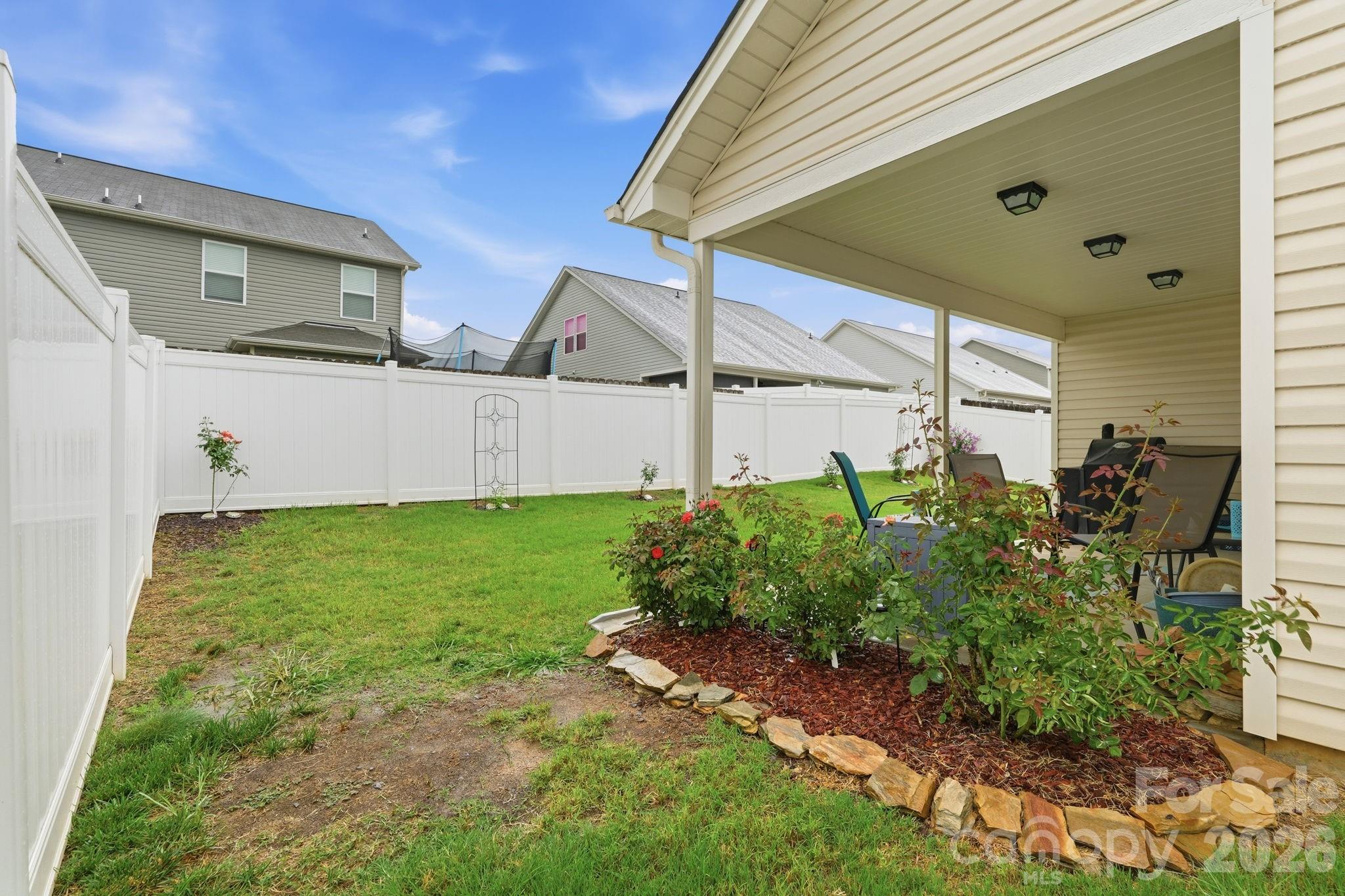 1707 Sawtooth Court Property Photo 25