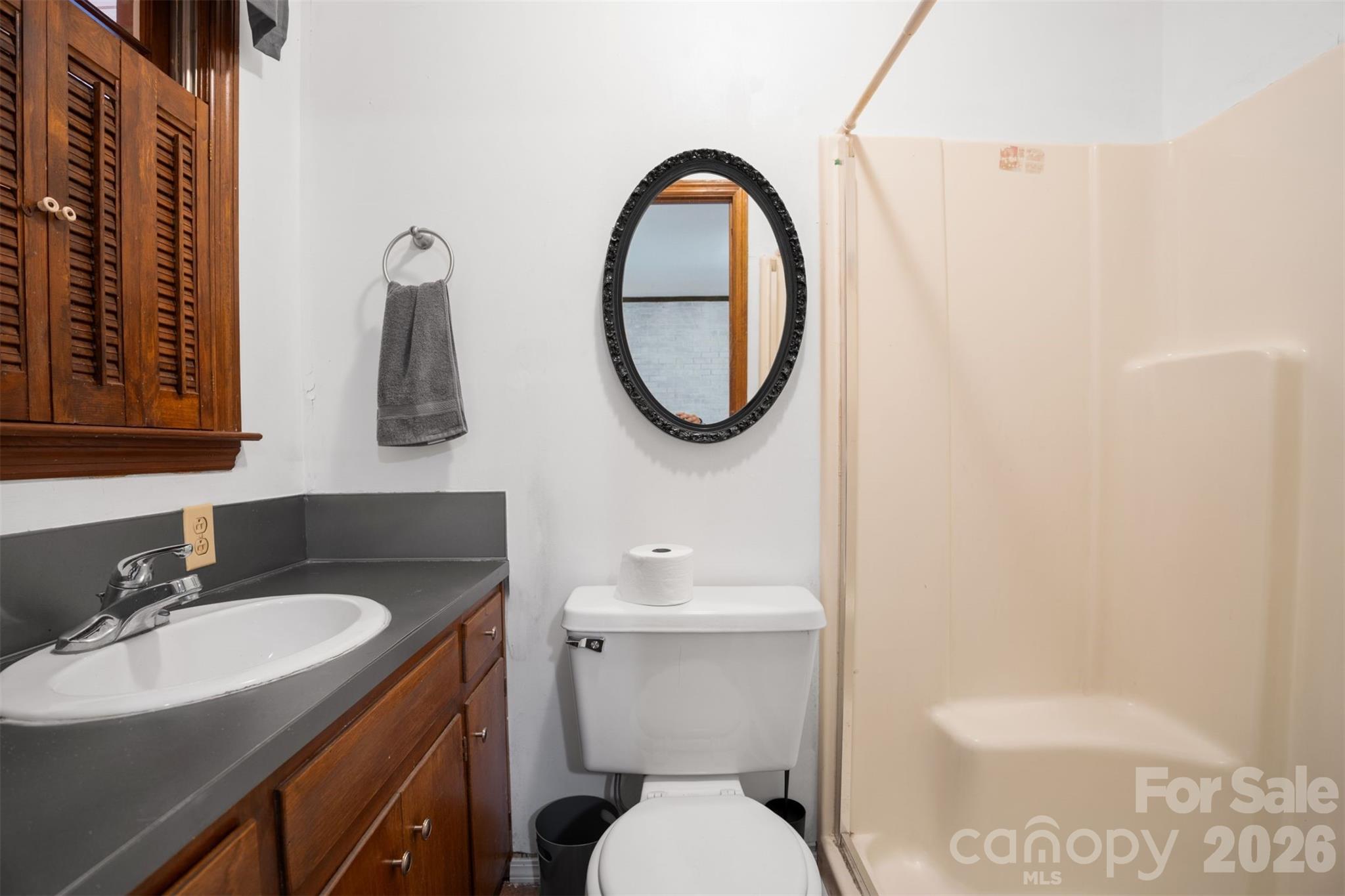 218 S Plantation Road Property Photo 6