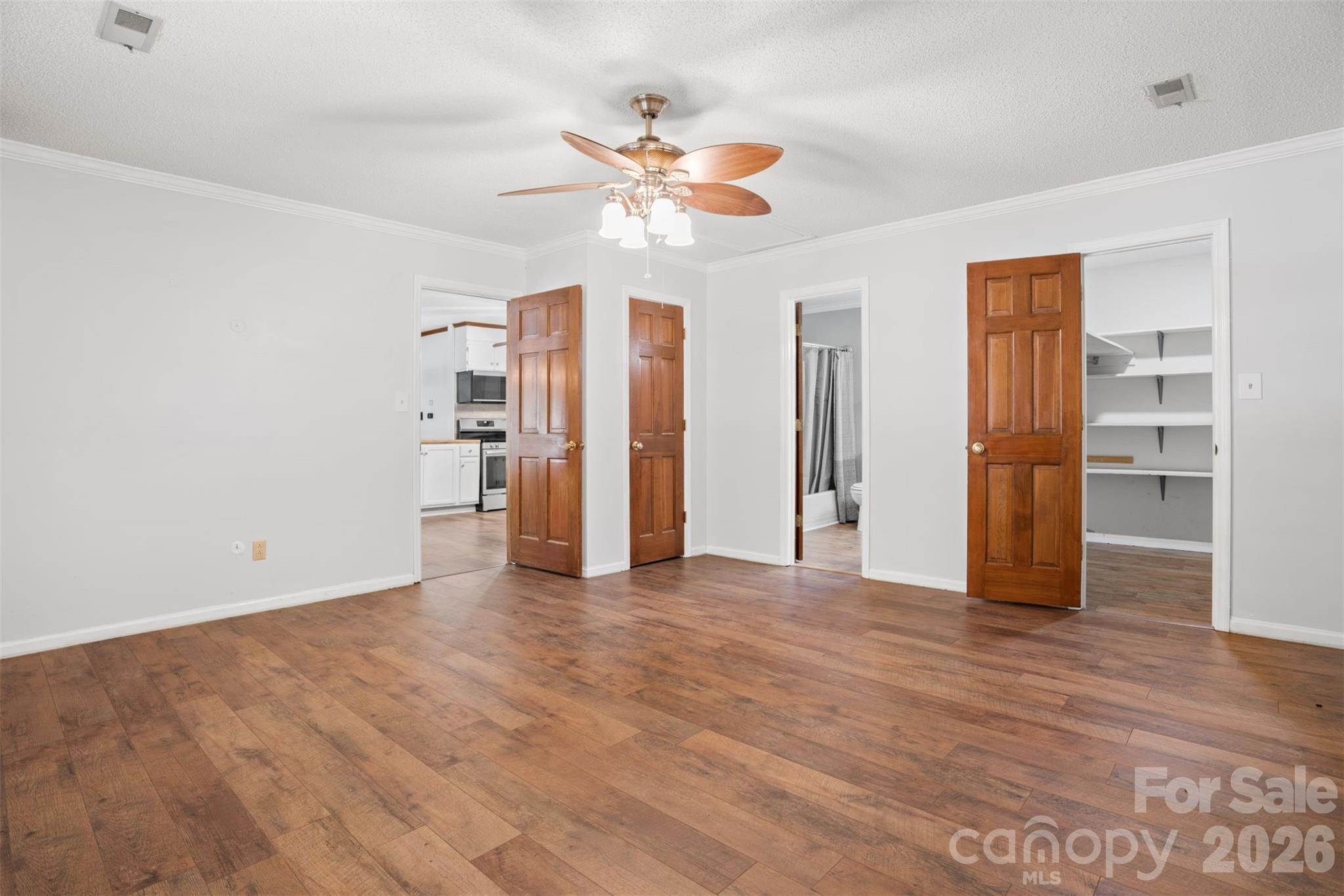 218 S Plantation Road Property Photo 13