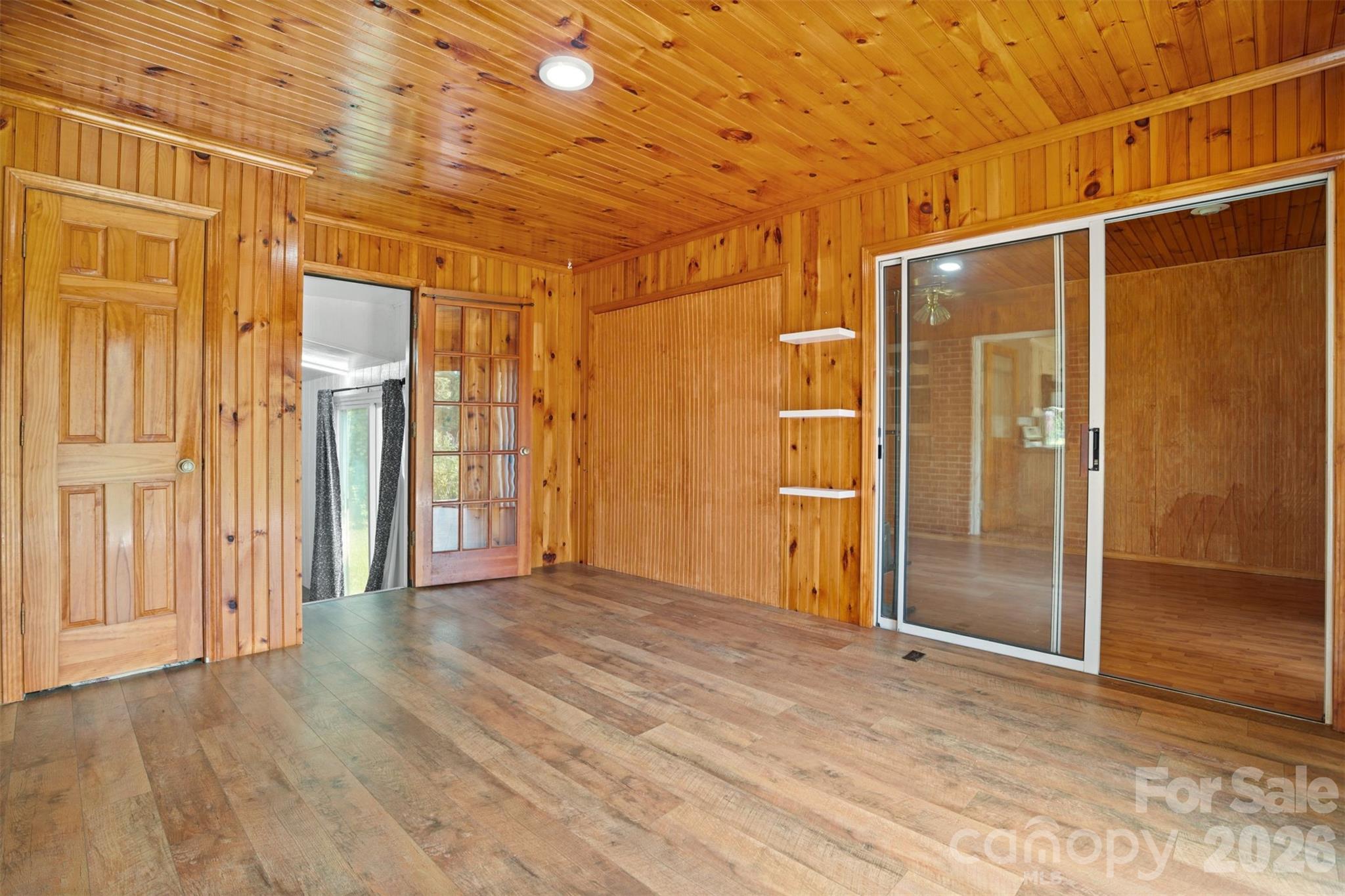 218 S Plantation Road Property Photo 14