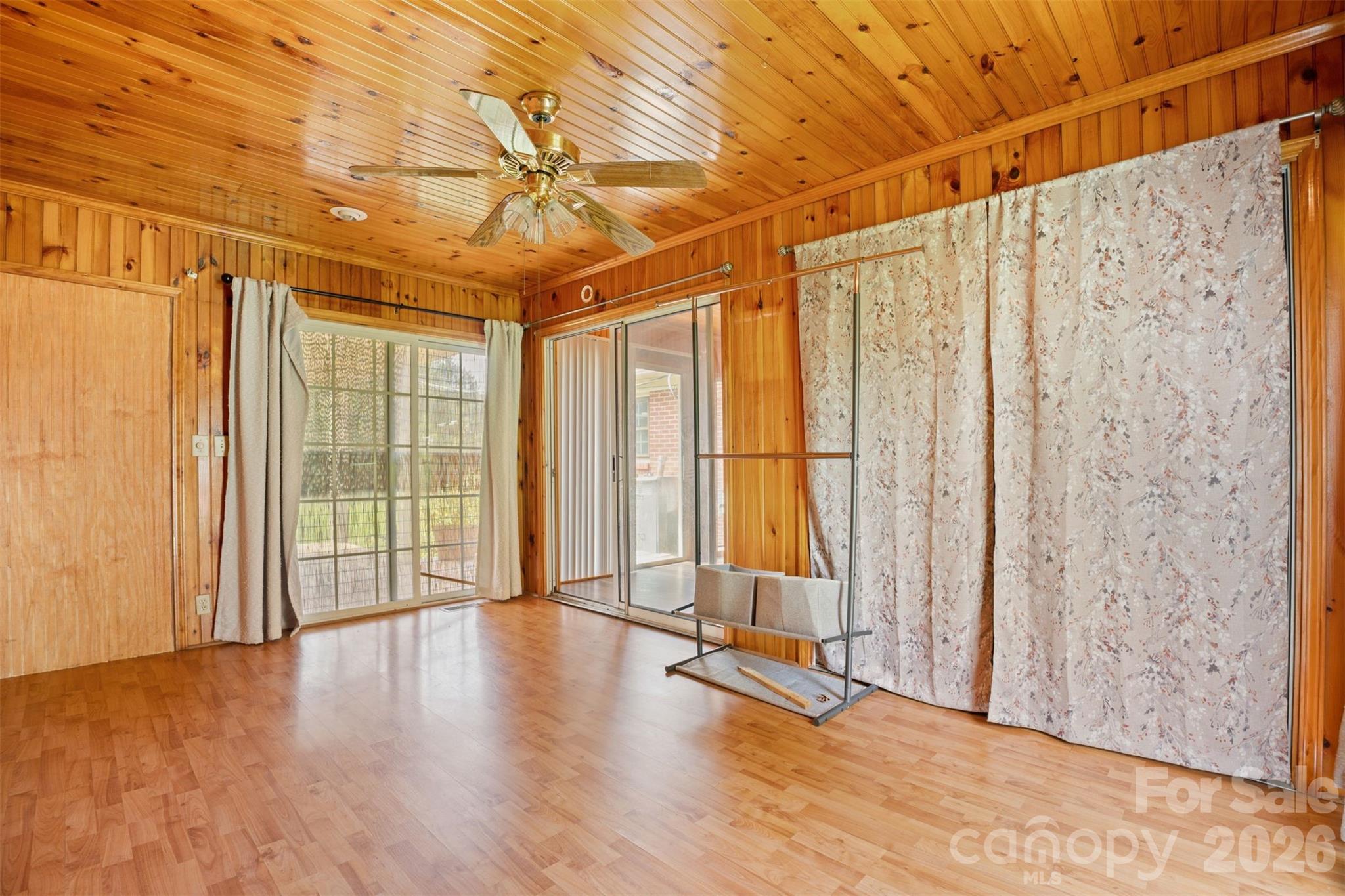 218 S Plantation Road Property Photo 21