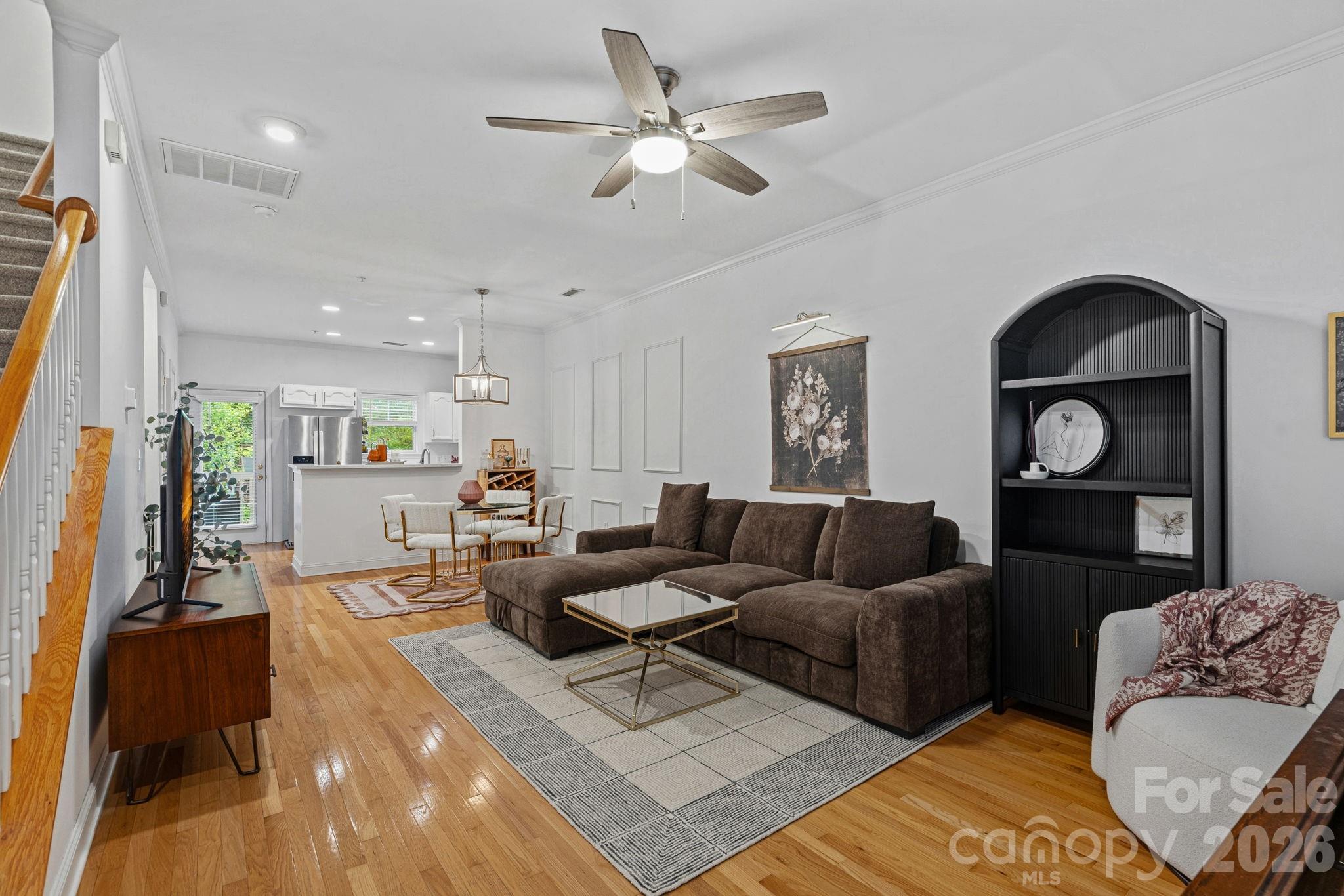222 S Torrence Street 80 Property Photo 4