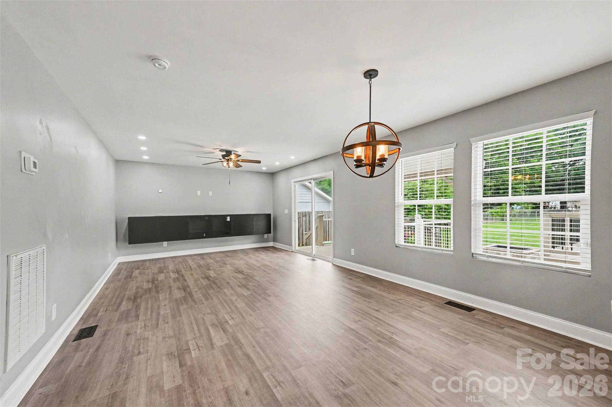1001 Noles Drive Property Photo 8