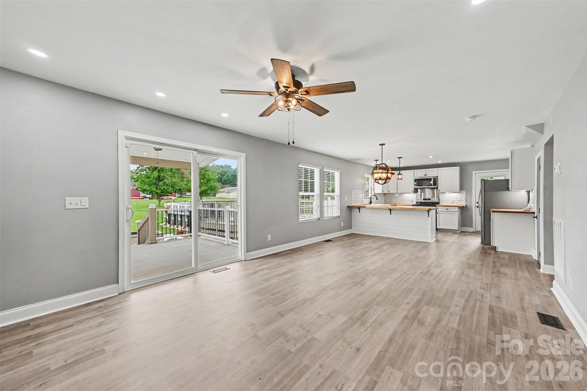 1001 Noles Drive Property Photo 10