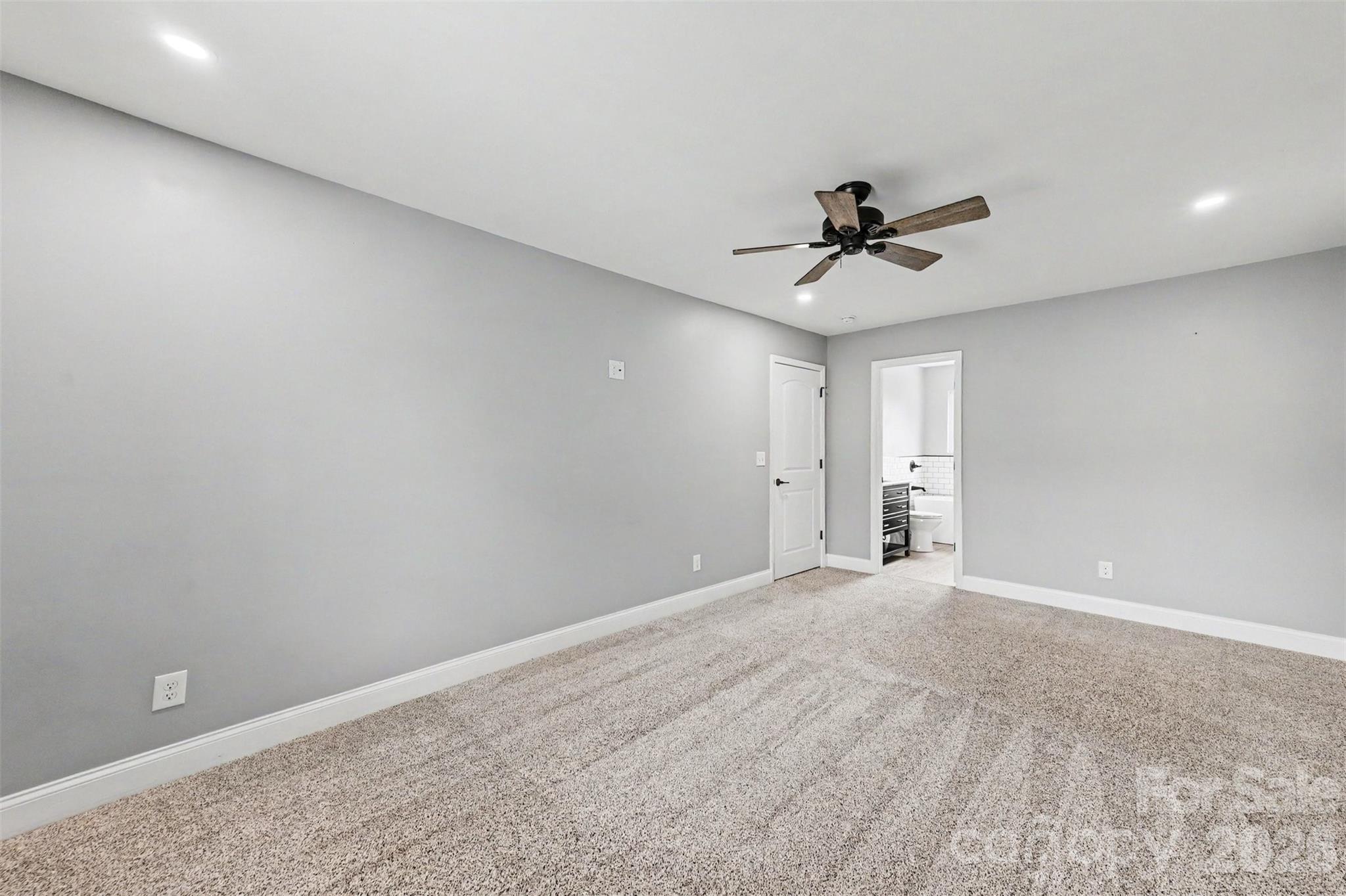 1001 Noles Drive Property Photo 25