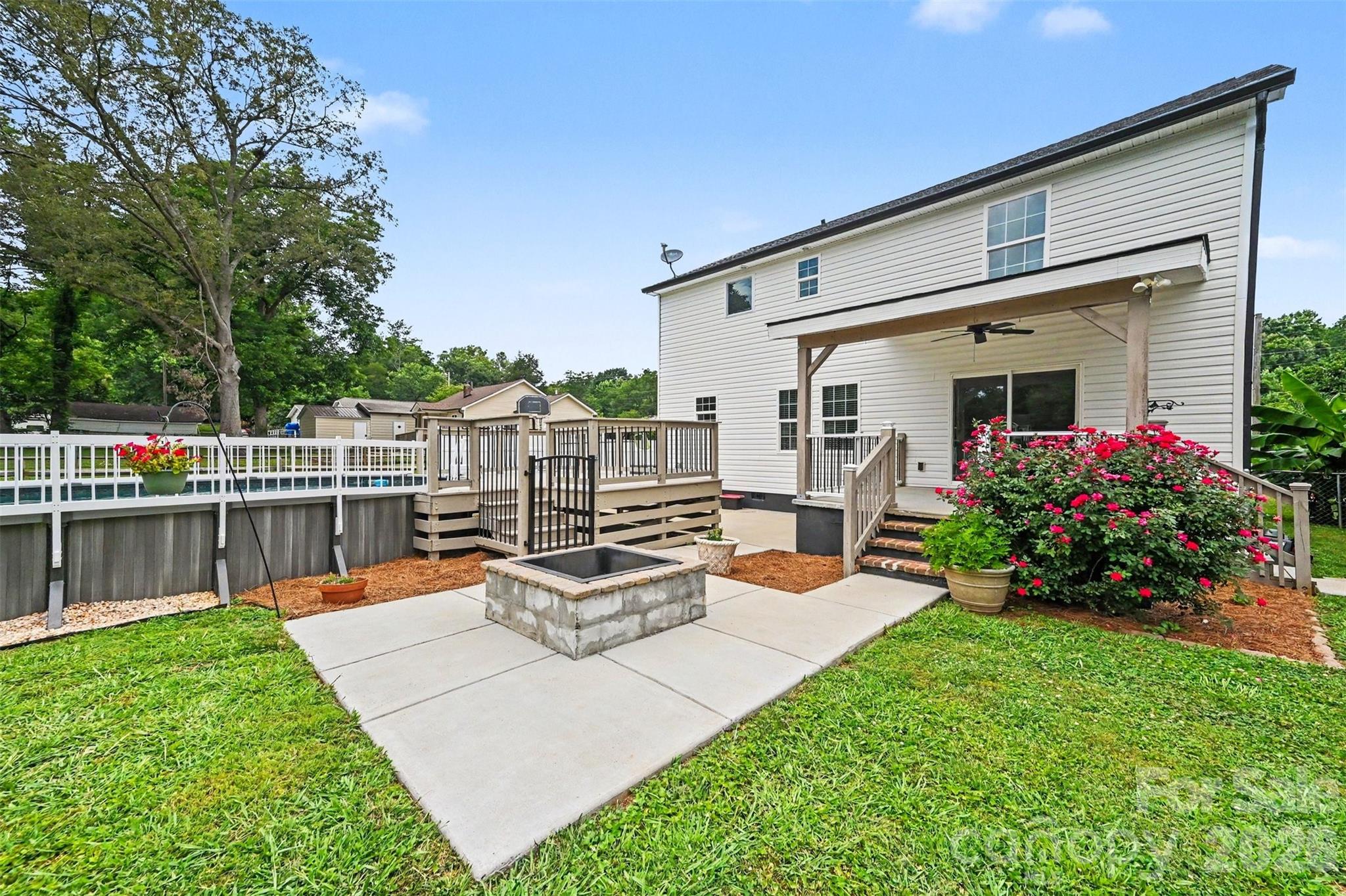 1001 Noles Drive Property Photo 34