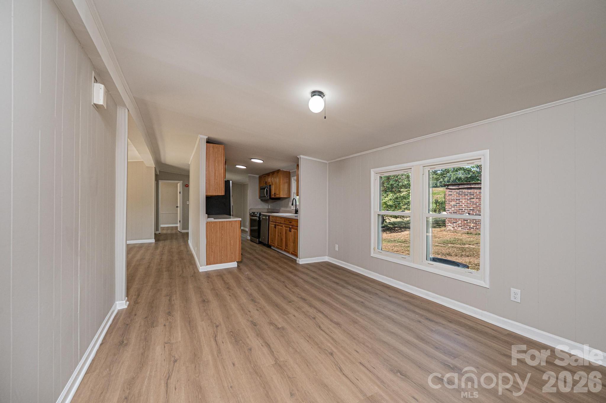 1143 Cheyenne Oaks Drive Property Photo 8
