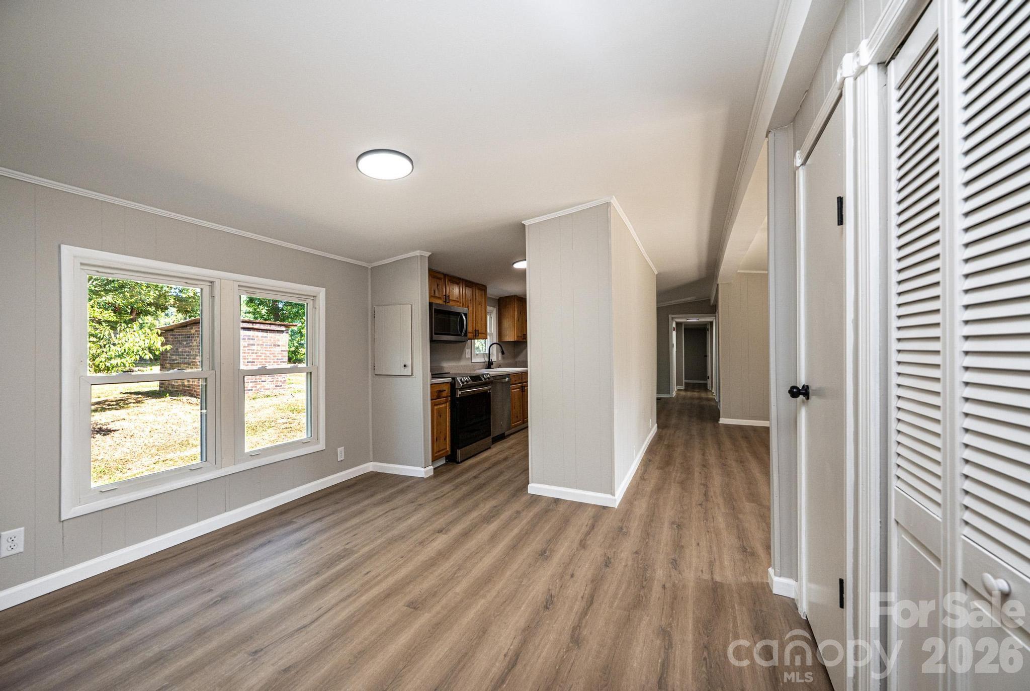 1143 Cheyenne Oaks Drive Property Photo 11