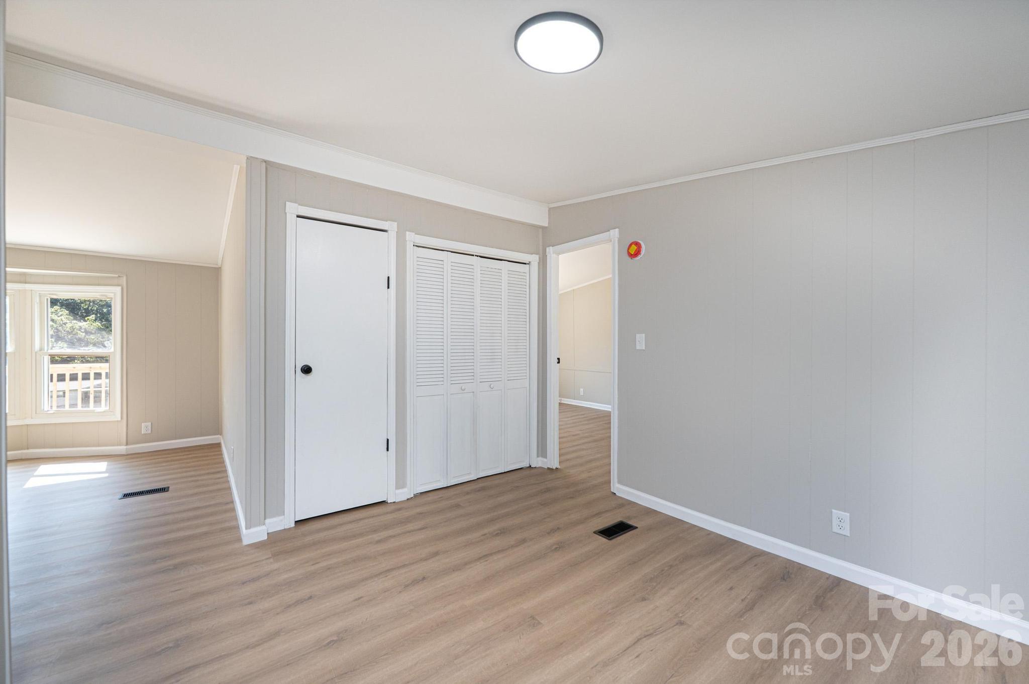 1143 Cheyenne Oaks Drive Property Photo 13