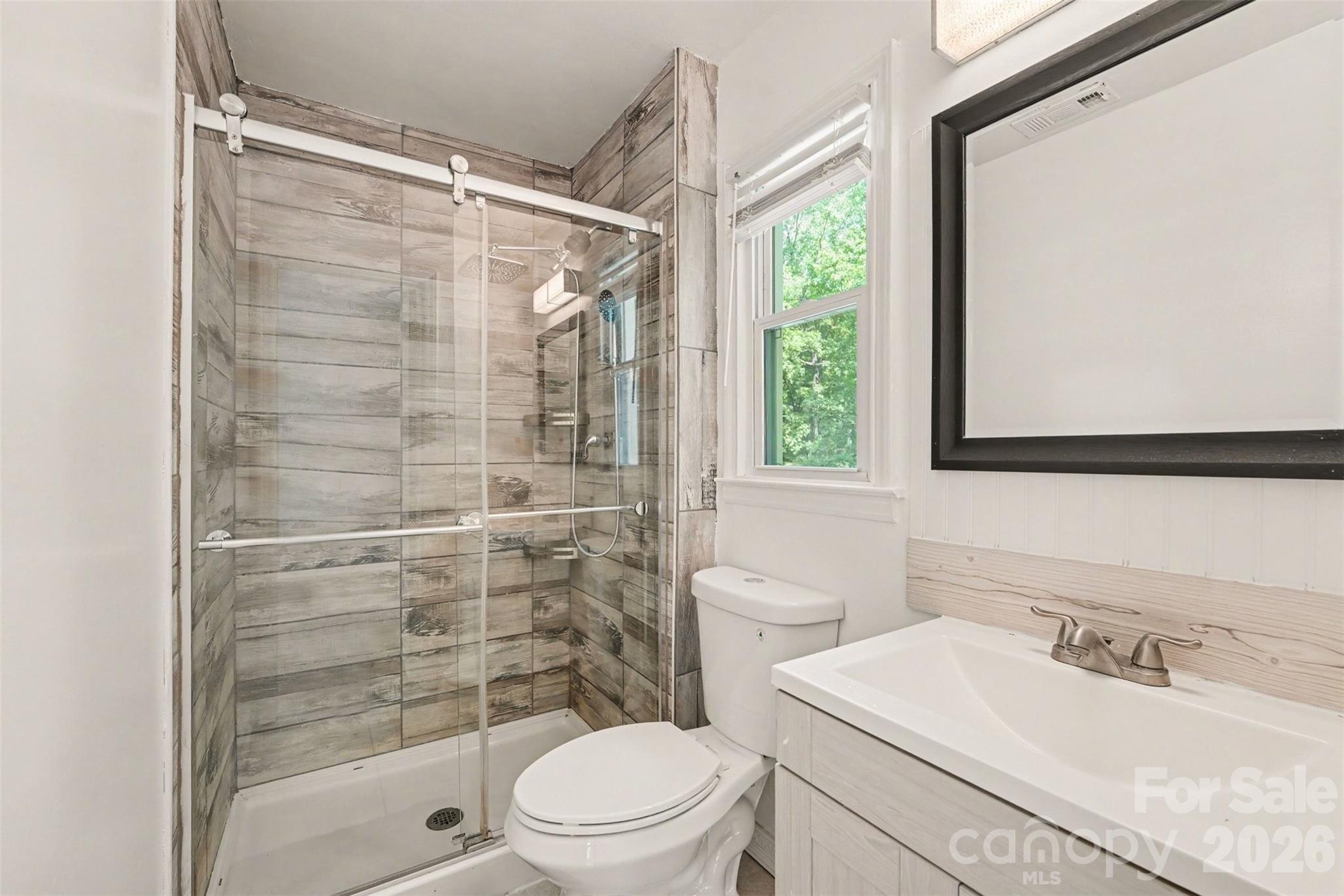 5901 Idlebrook Drive Property Photo 7