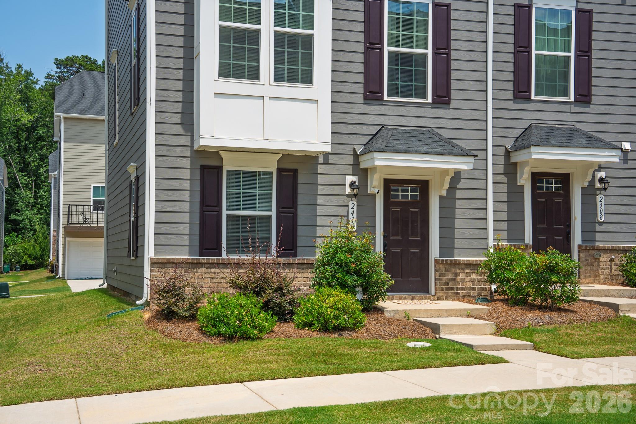 2410 Autumn Olive Lane Property Photo 2