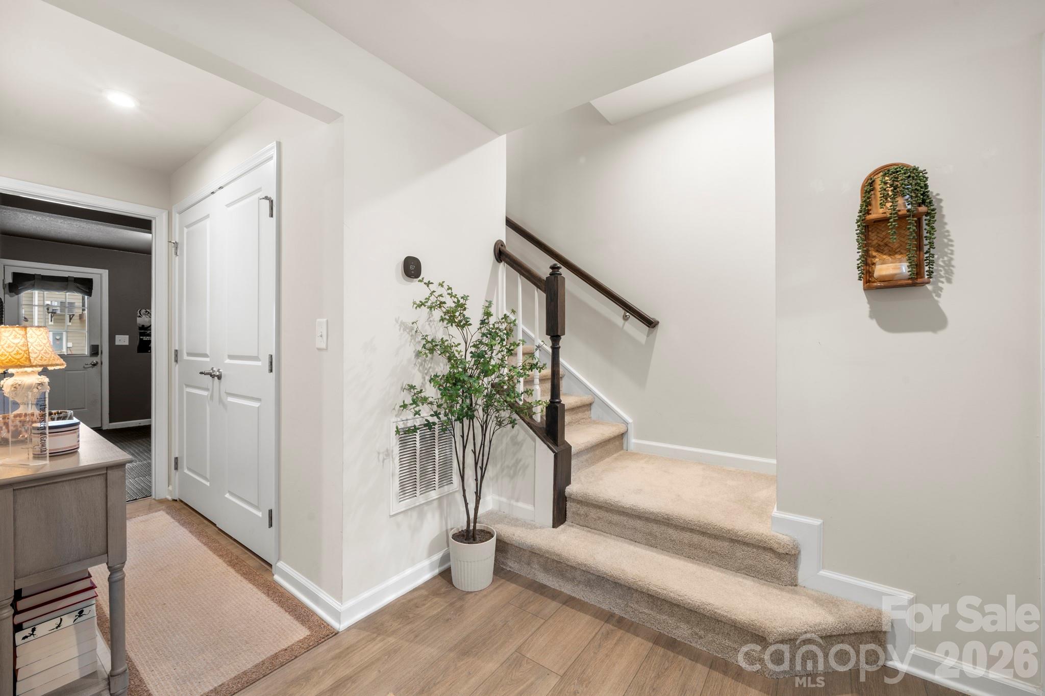 2410 Autumn Olive Lane Property Photo 7