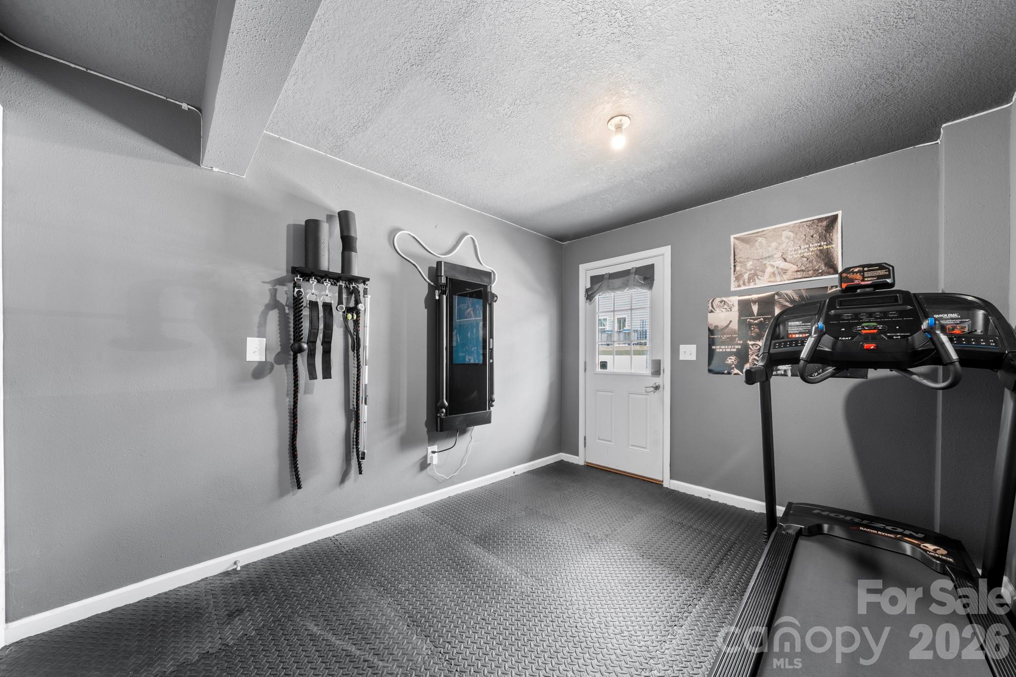 2410 Autumn Olive Lane Property Photo 8