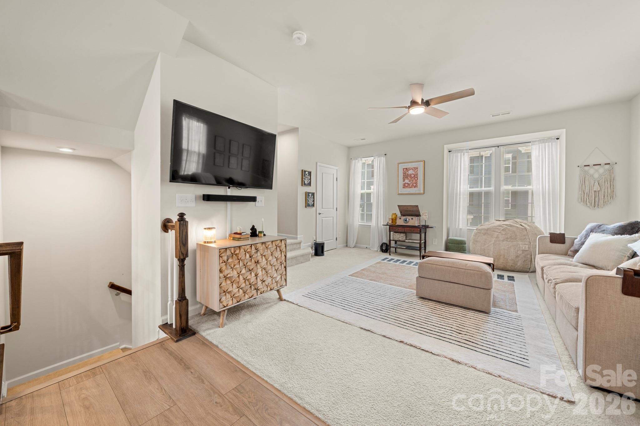 2410 Autumn Olive Lane Property Photo 11