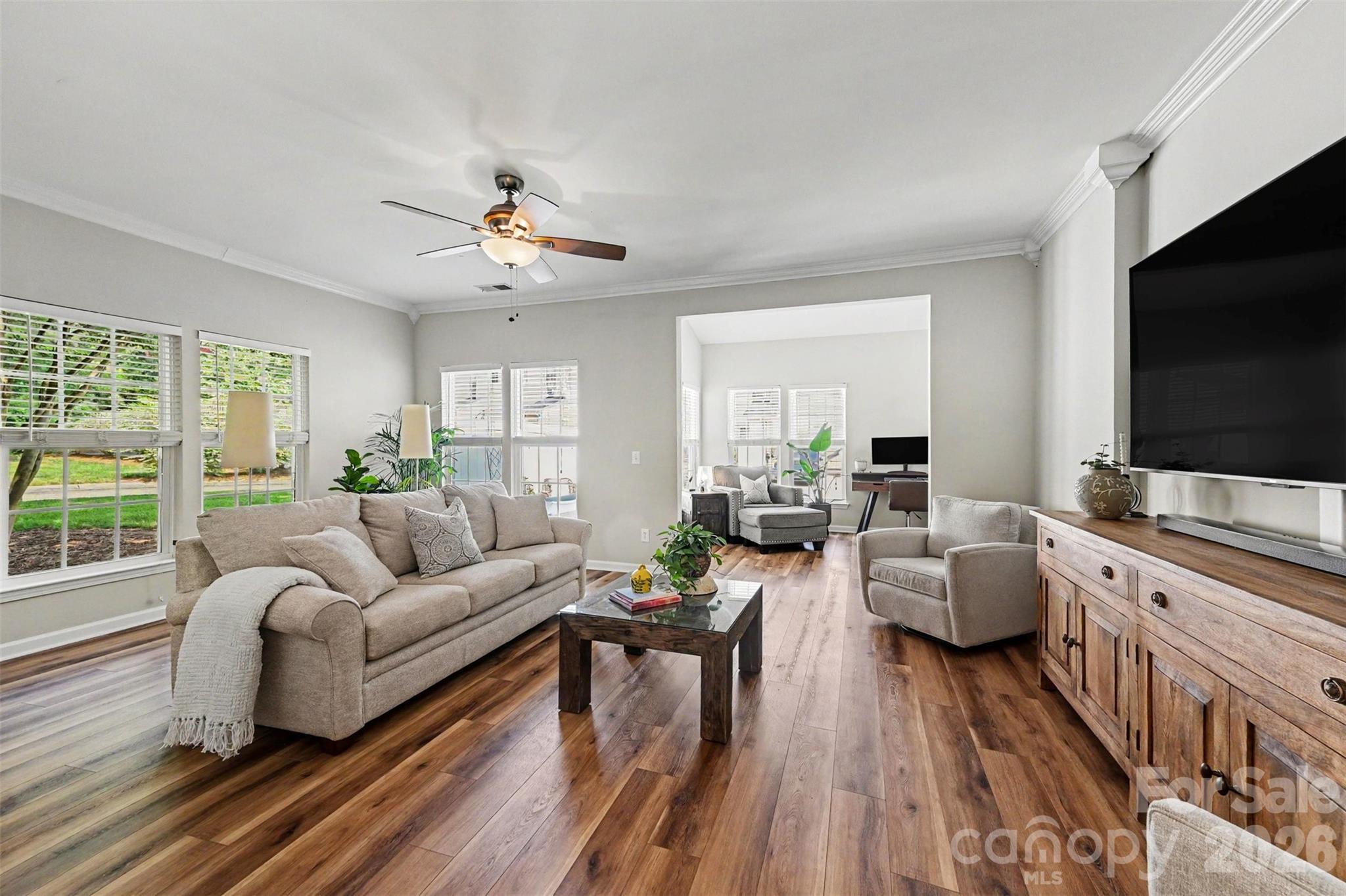 929 Coolsprings Lane Property Photo 11