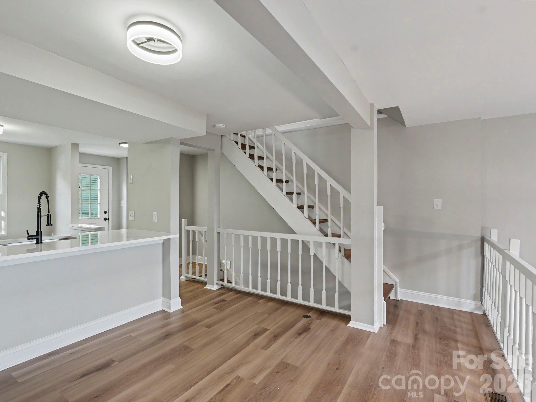 7321 Pebblestone Drive B Property Photo 12