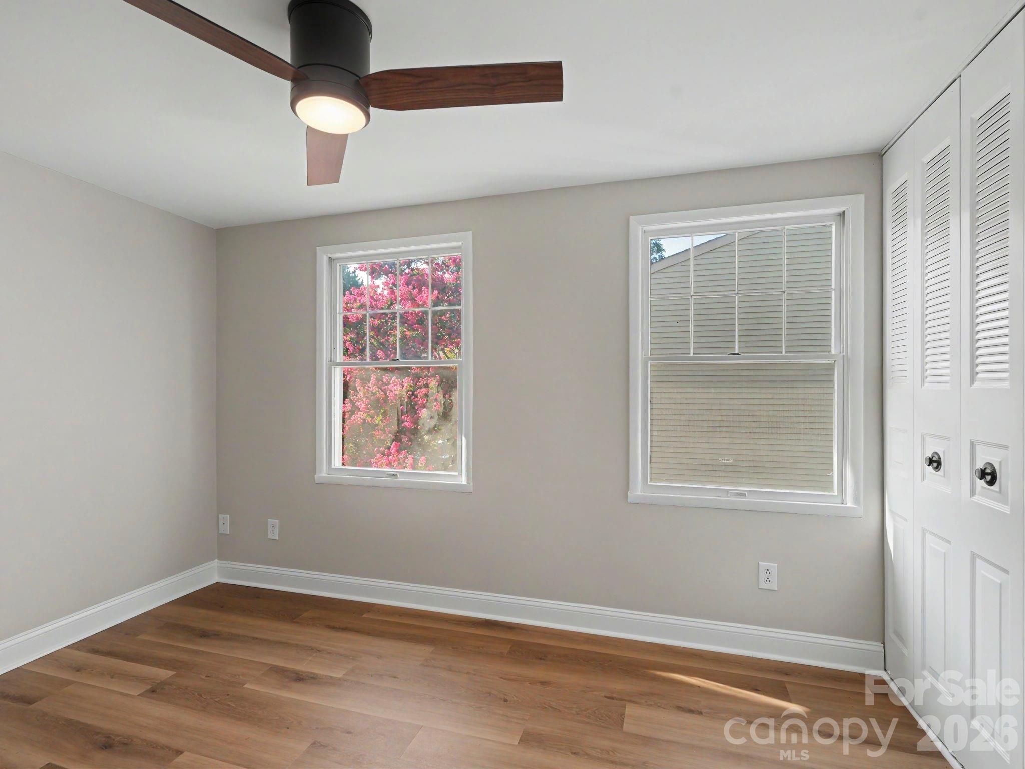 7321 Pebblestone Drive B Property Photo 23