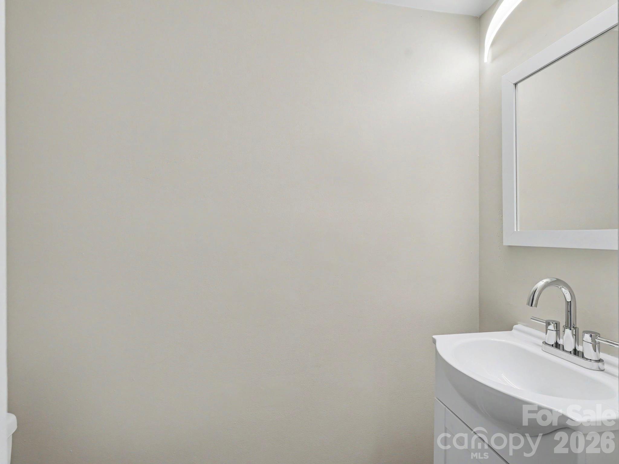 7321 Pebblestone Drive B Property Photo 29