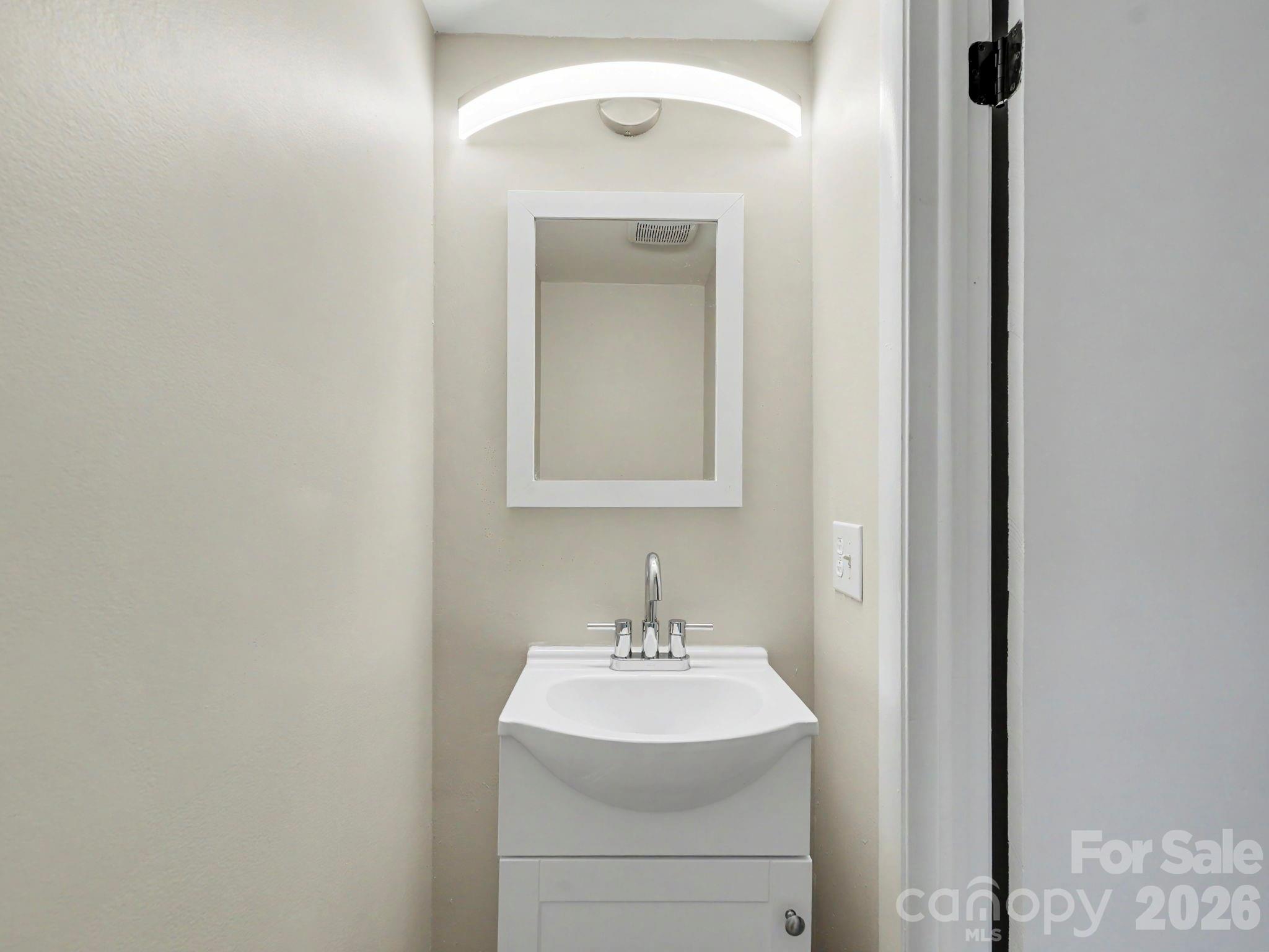 7321 Pebblestone Drive B Property Photo 30