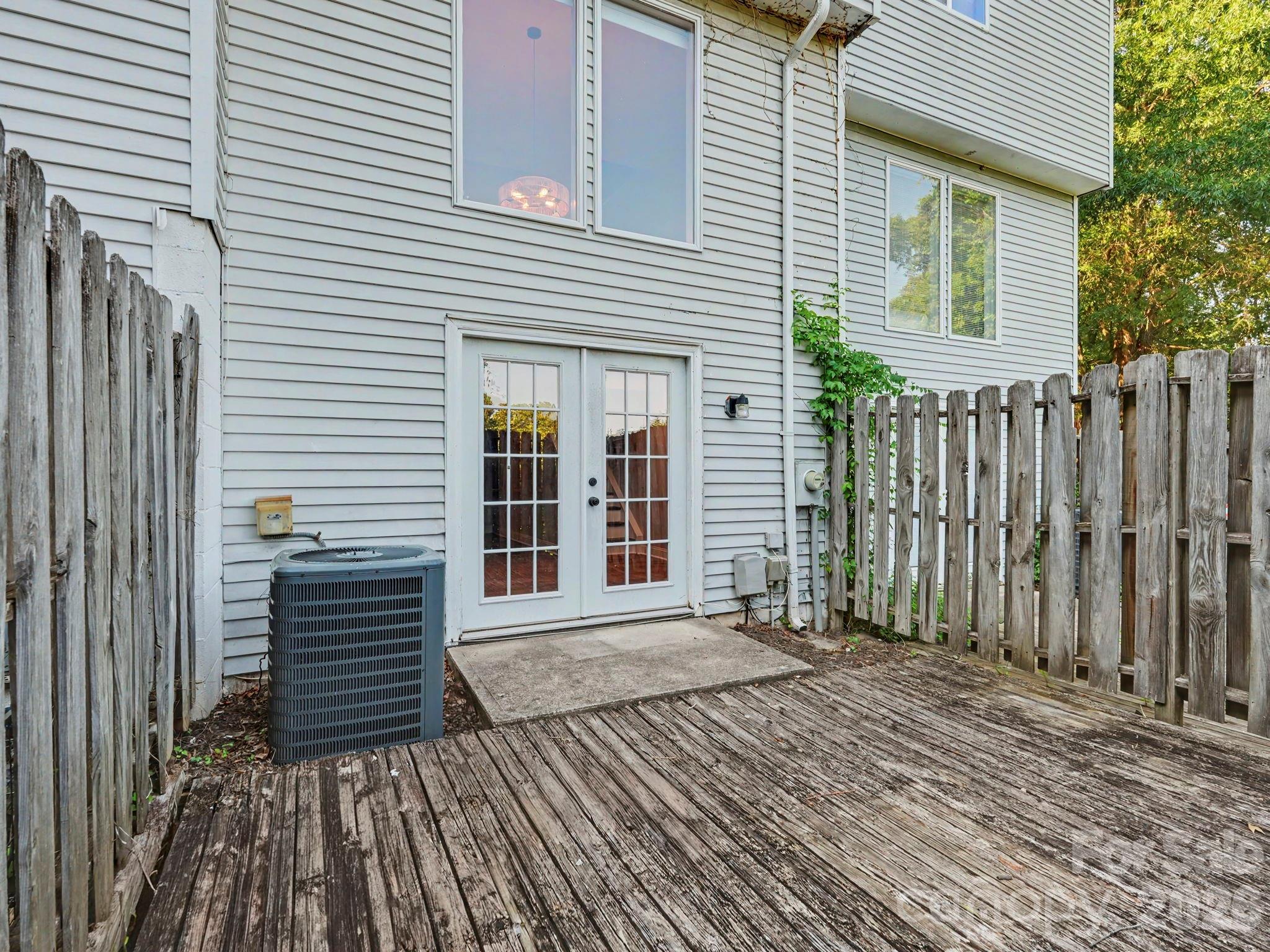 7321 Pebblestone Drive B Property Photo 34