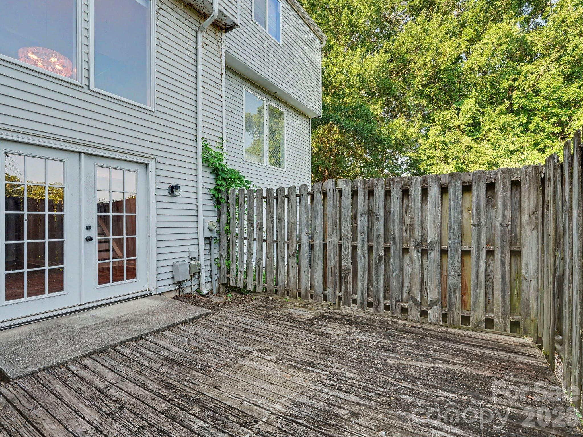 7321 Pebblestone Drive B Property Photo 35