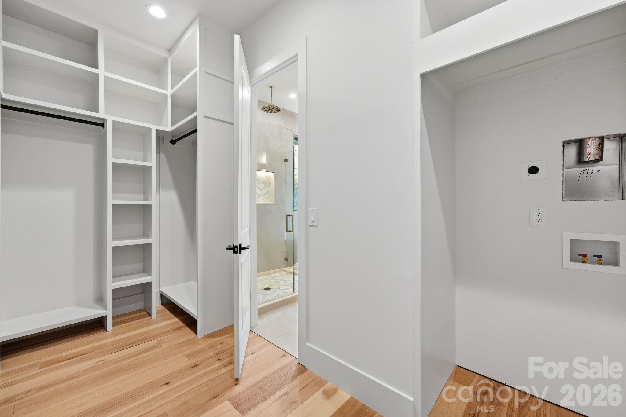 1412 Lyon Court Property Photo 30