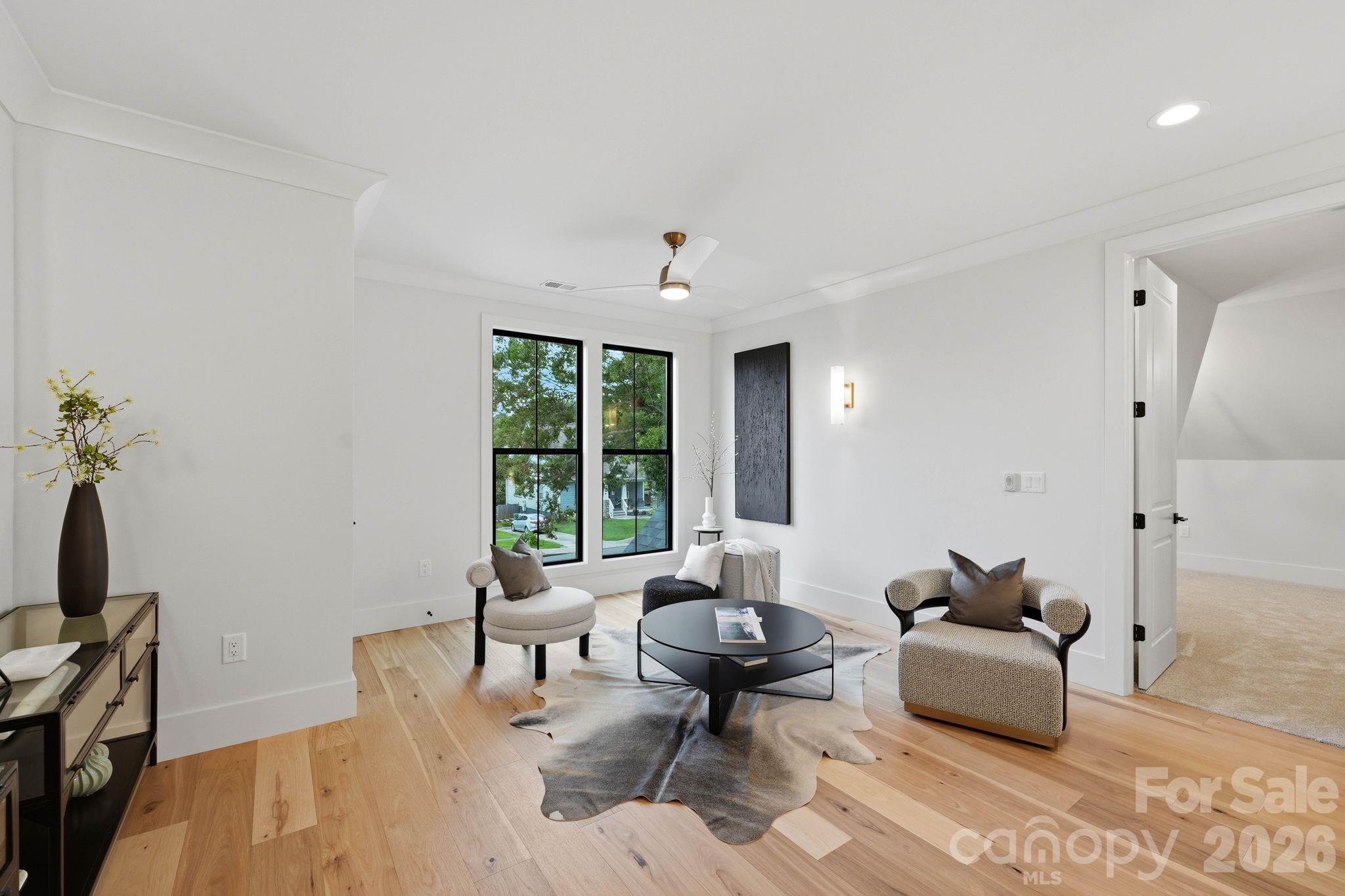 1412 Lyon Court Property Photo 33