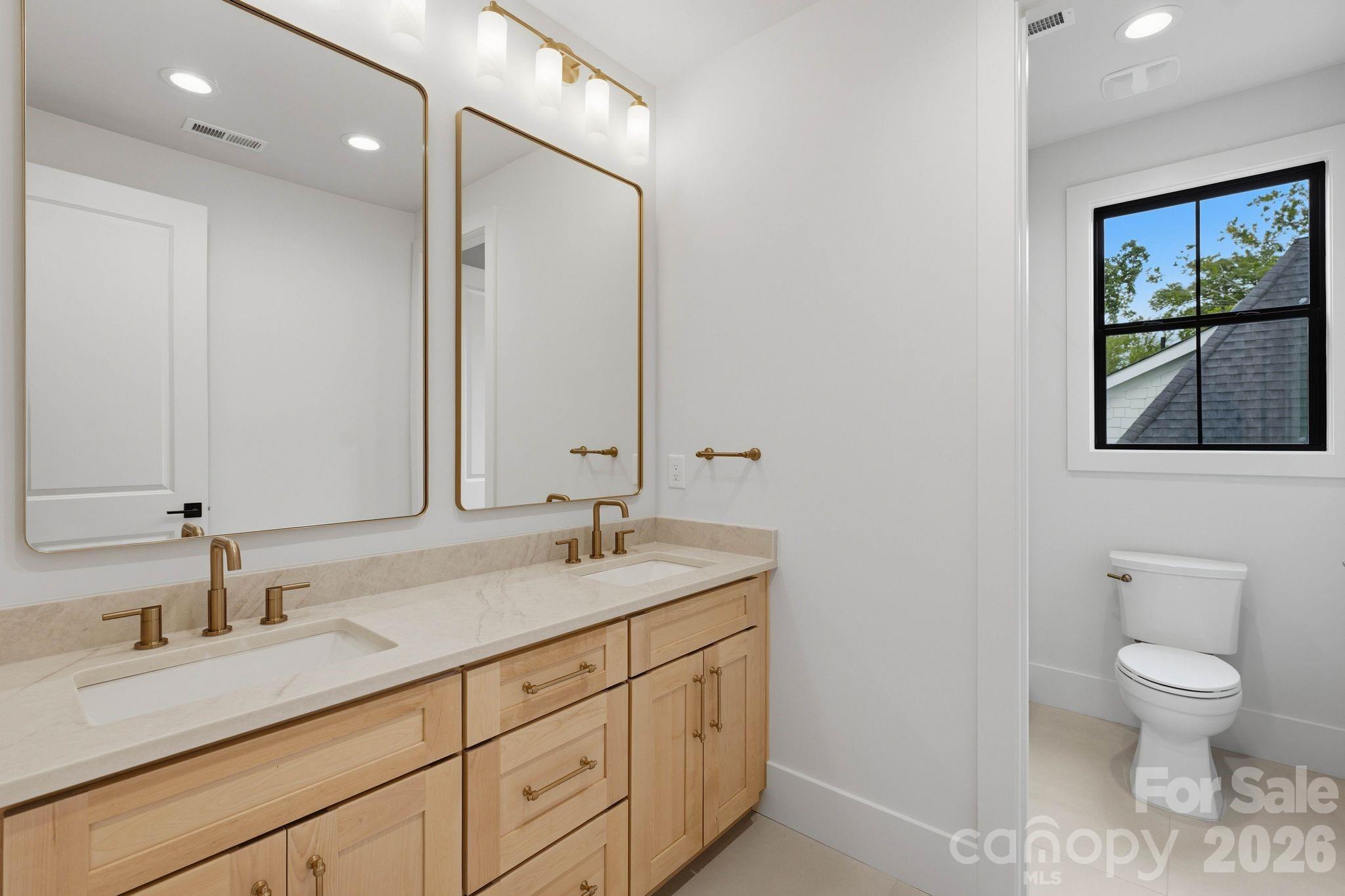 1412 Lyon Court Property Photo 38
