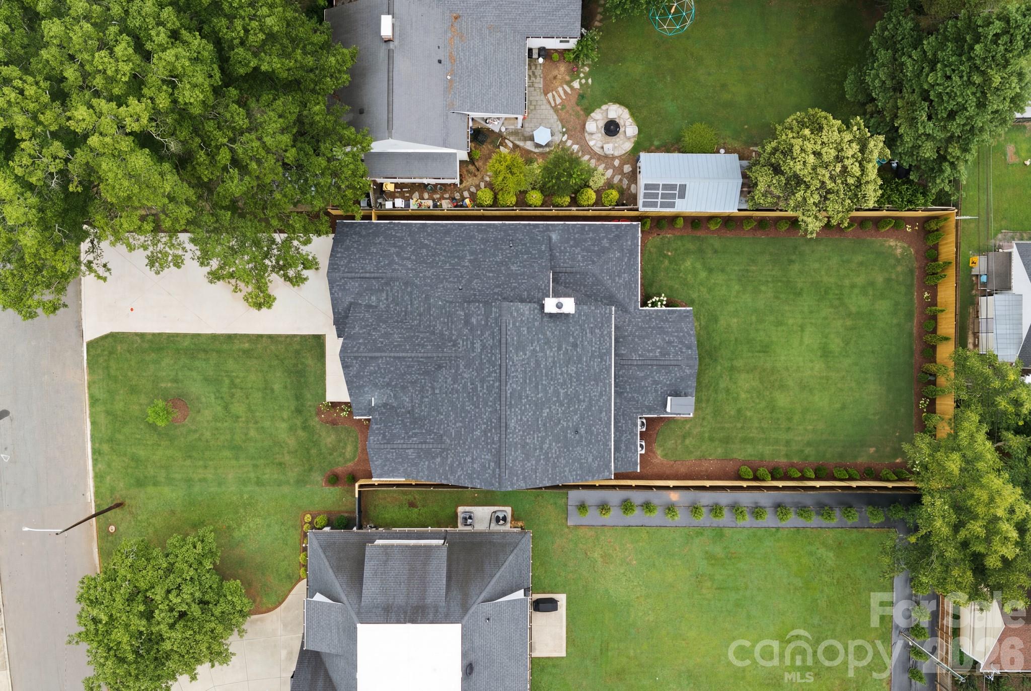 1412 Lyon Court Property Photo 46